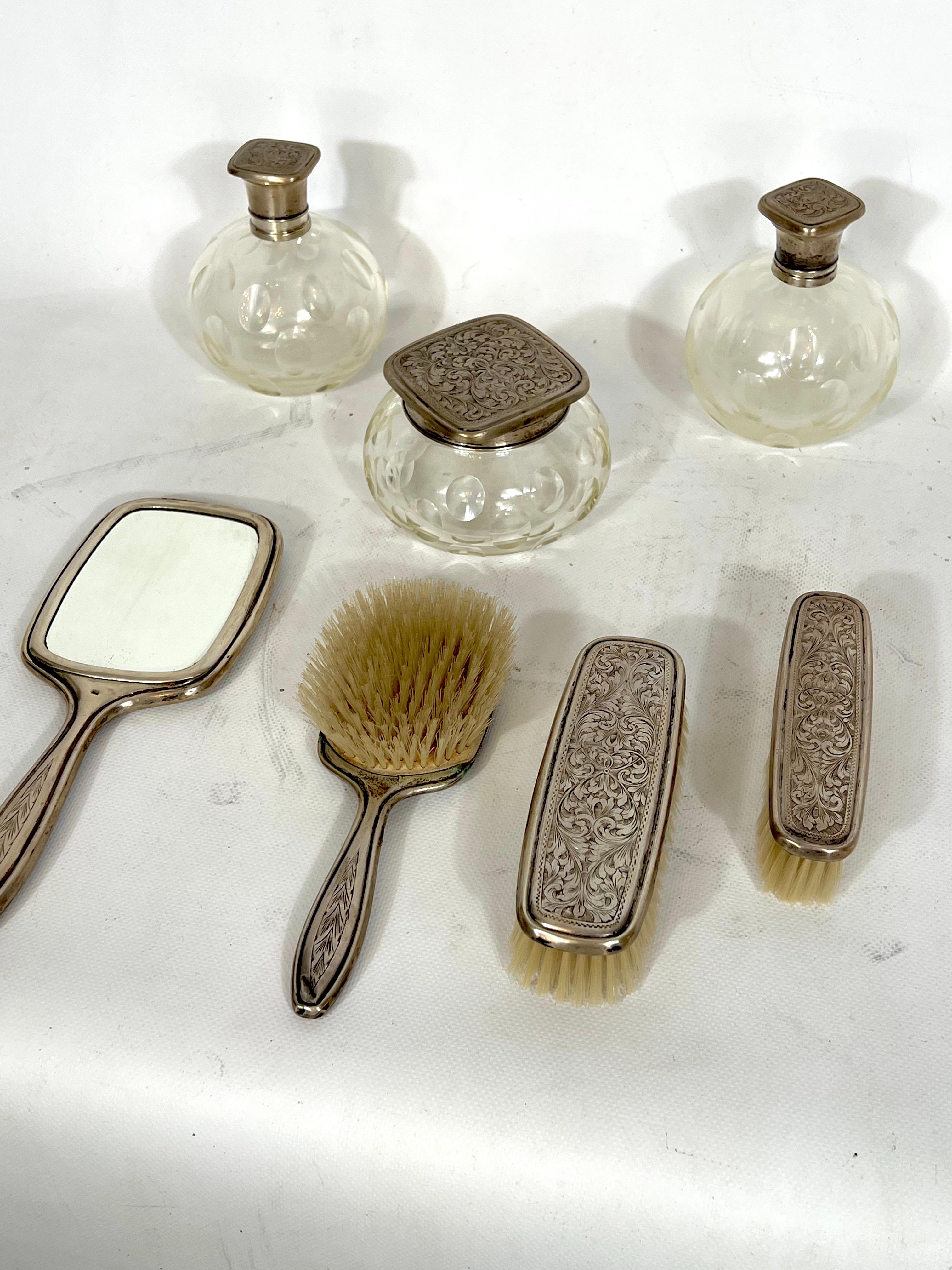 Mid-Century Italian Toilet Set in Silver Plated and Blown Murano Glass from 40s For Sale 2
