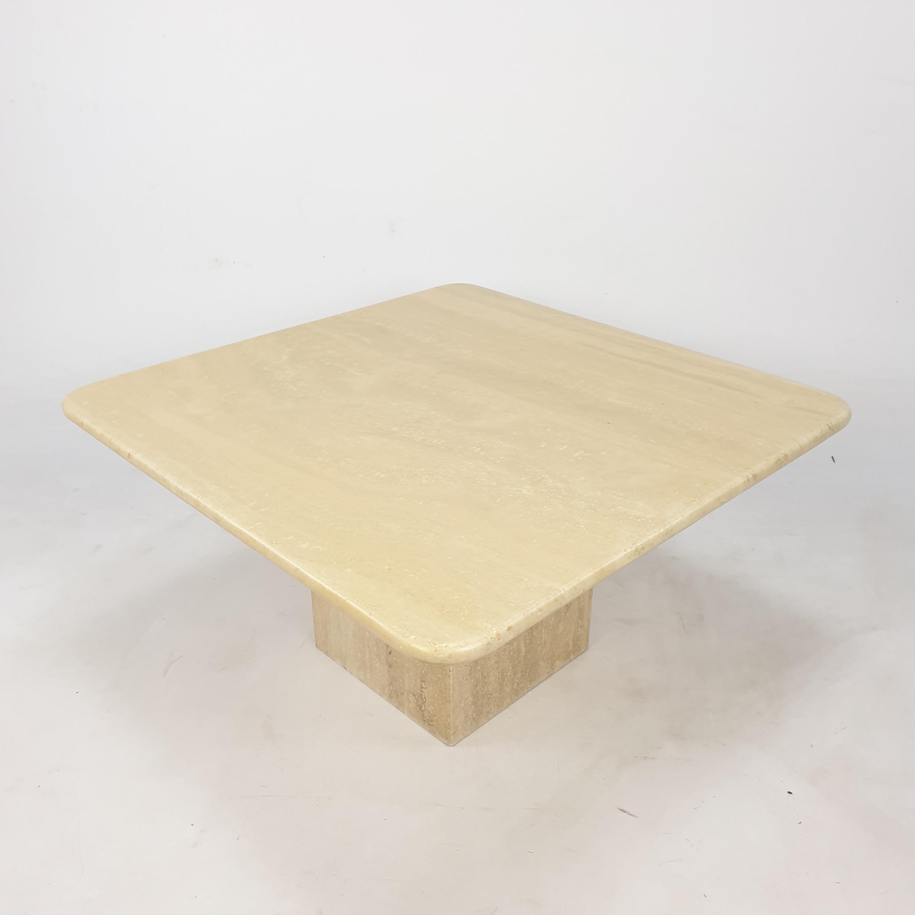 Mid-Century Italian Travertine Coffee Table, 1980s 1