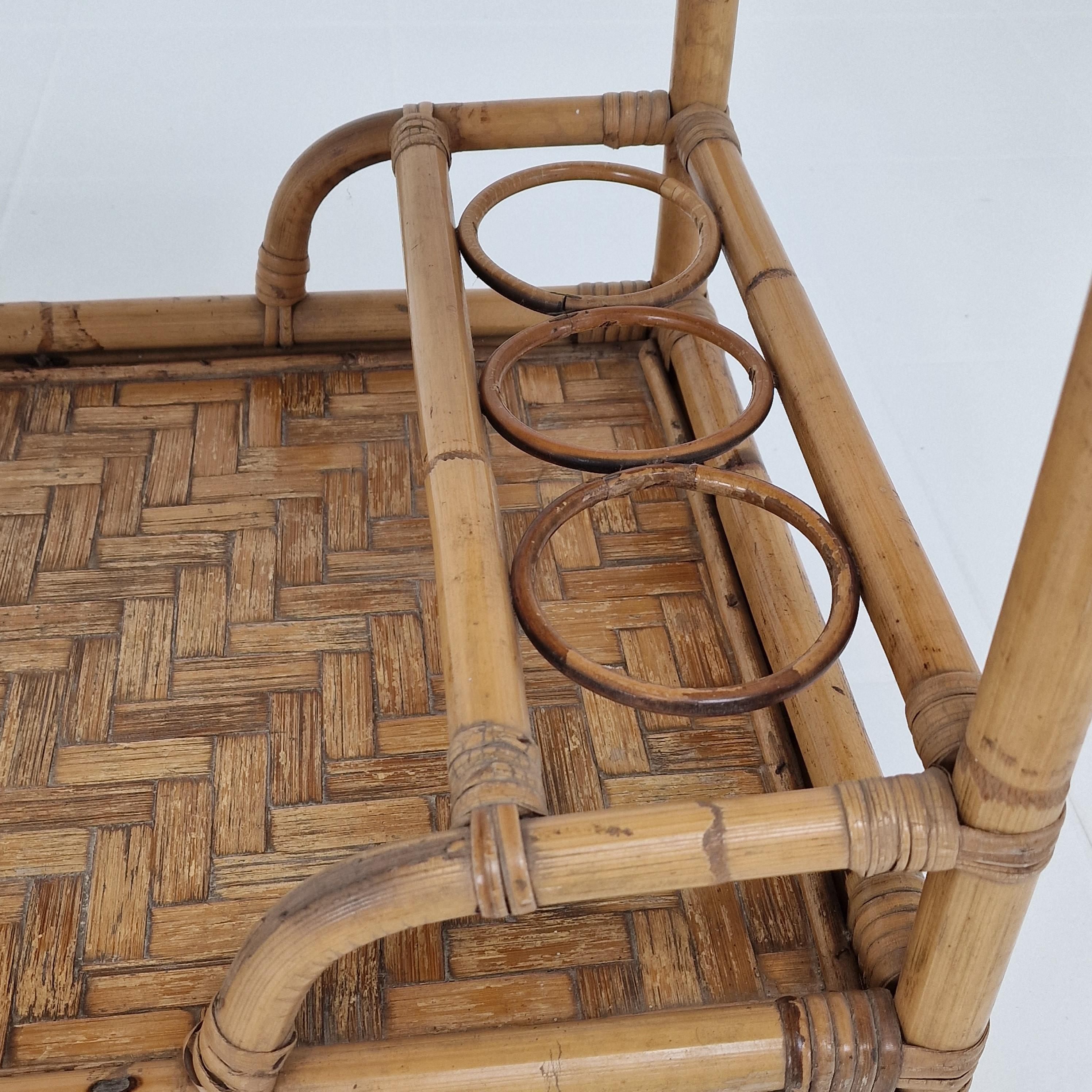 Carrello italiano di metà secolo in bambù e rattan, anni '70 in vendita 5