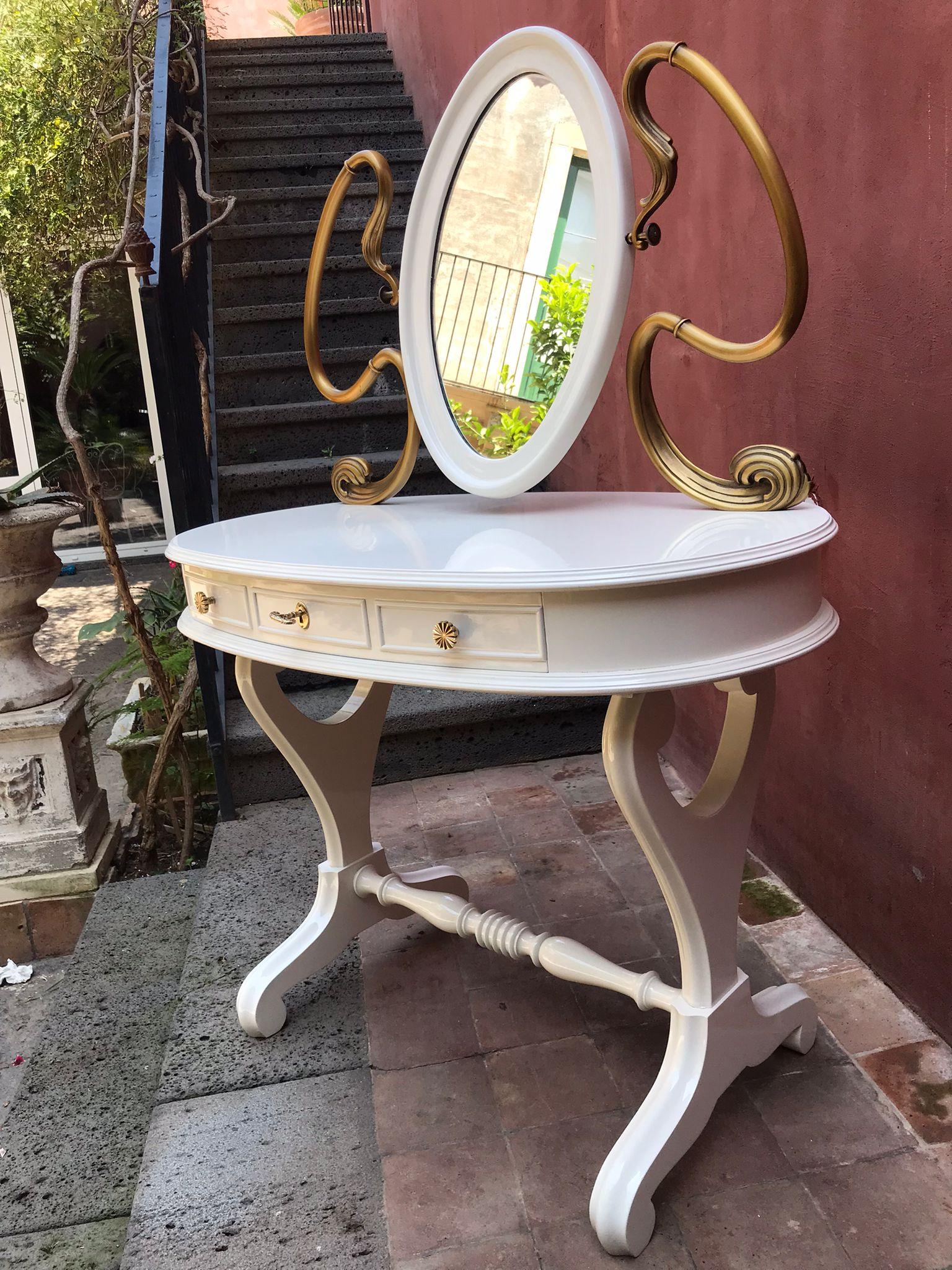 Midcentury Italian Vanity Table or Dressing Table For Sale 2