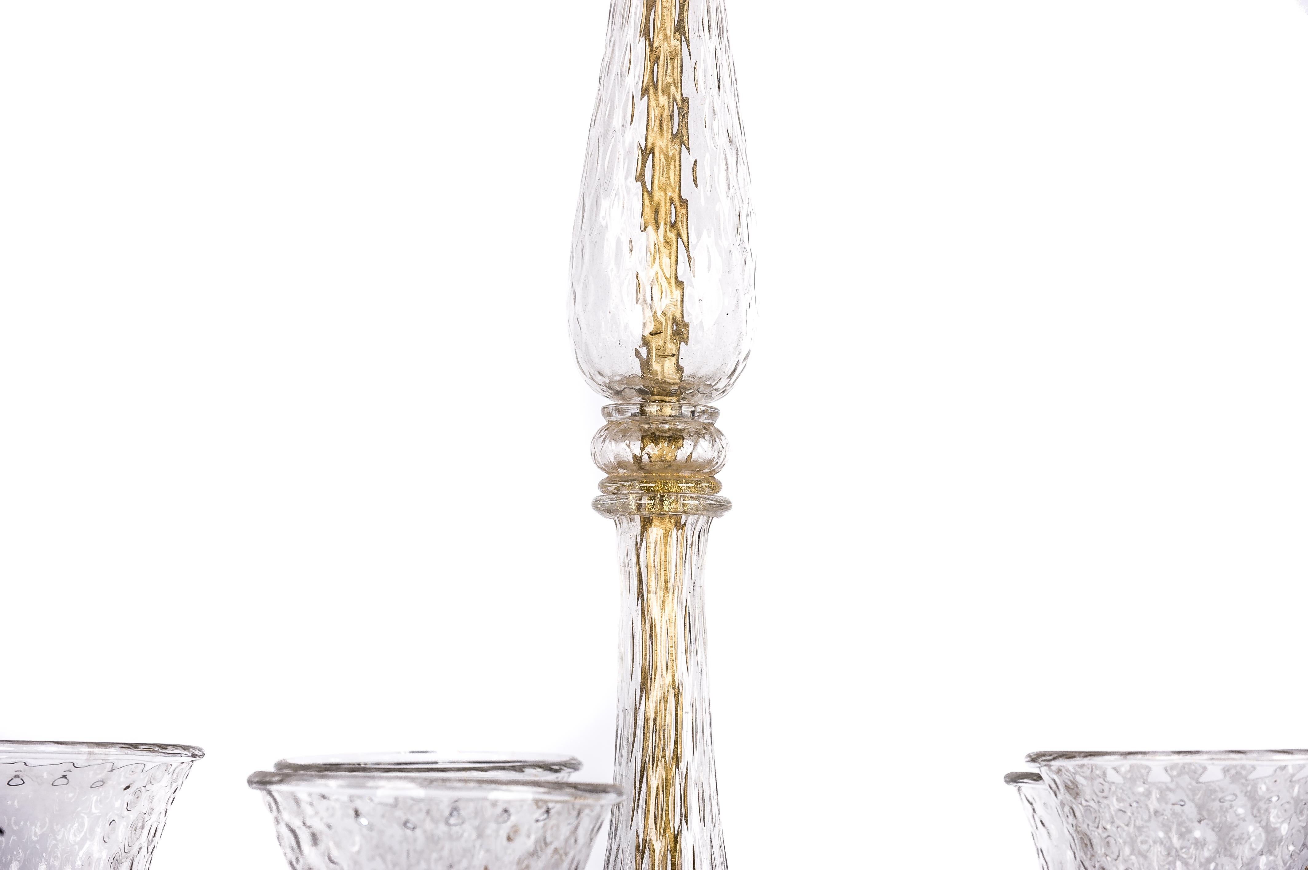 Mid-Century Italian Venetian Chandelier in Blown Murano Glass with Gold Flakes For Sale 2
