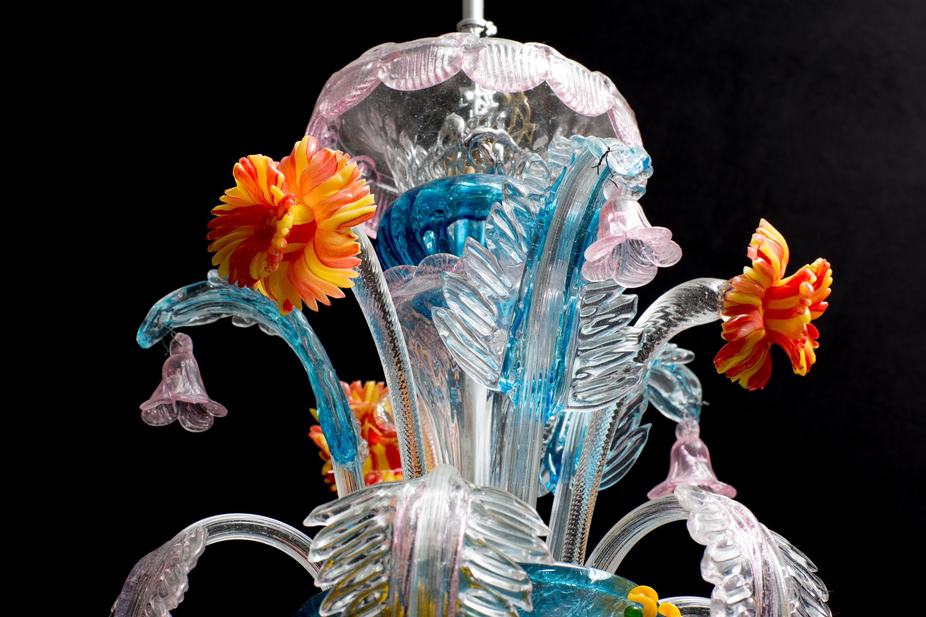Hand-Crafted Mid-Century Italian Venetian Murano Glass Chandelier by Galliano Ferro For Sale