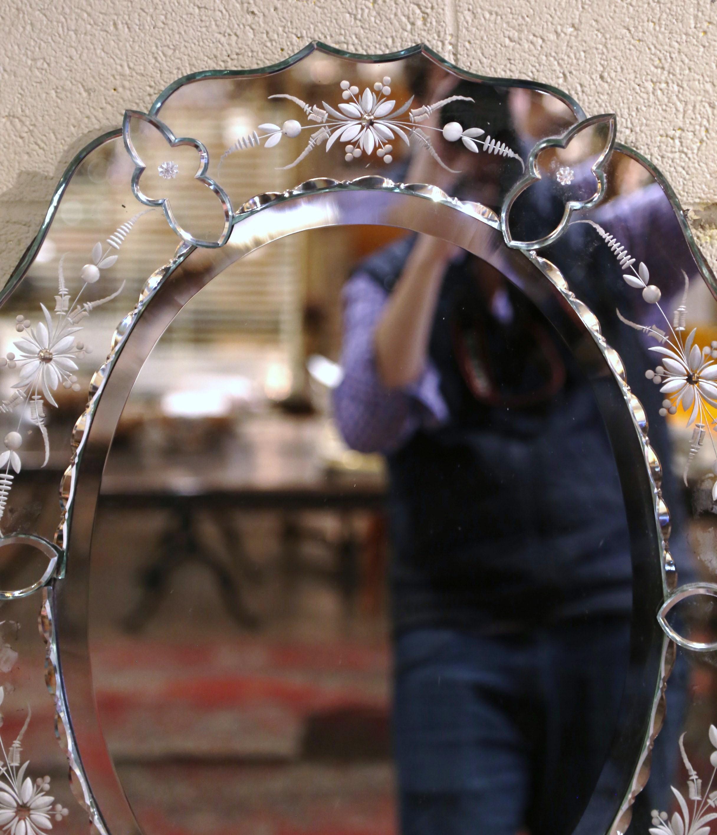 20th Century Midcentury Italian Venetian Oval Beveled Mirror with Painted Floral Etching For Sale