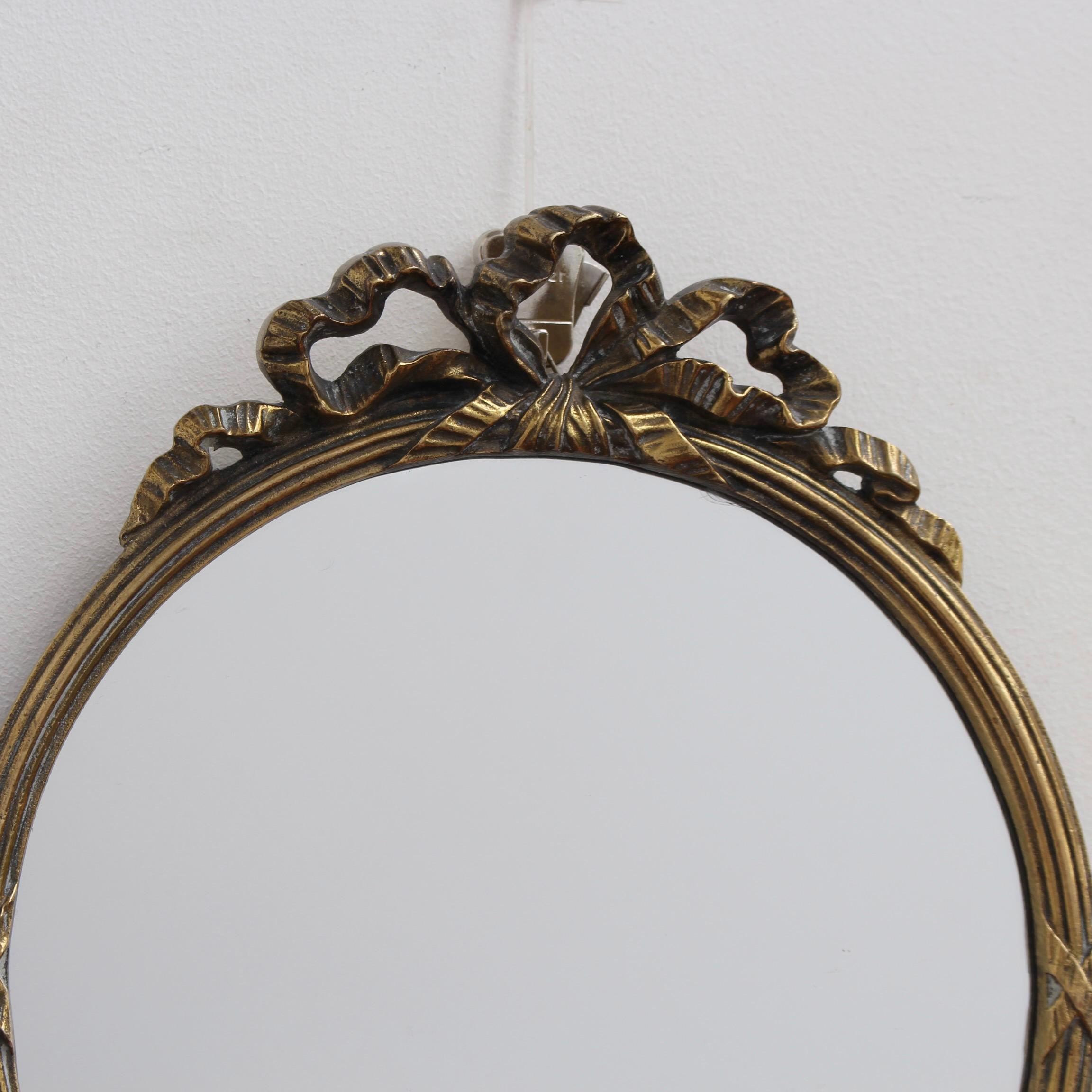 Mid-Century Italian Wall Mirror with Brass Frame and Ribbon Crest 'circa 1950s'  For Sale 2