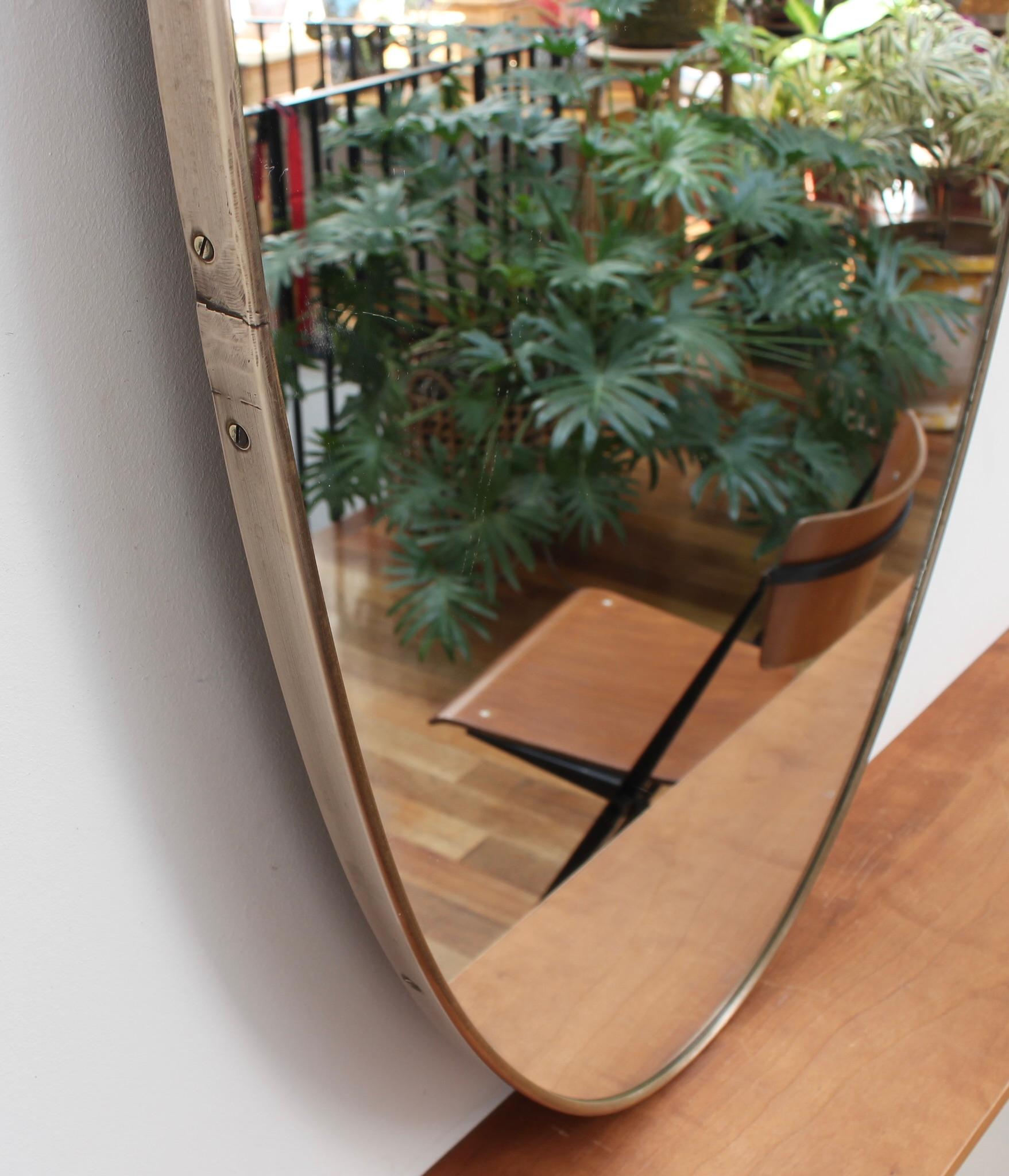 Midcentury Italian Wall Mirror with Brass Frame, 'circa 1950s' For Sale 3