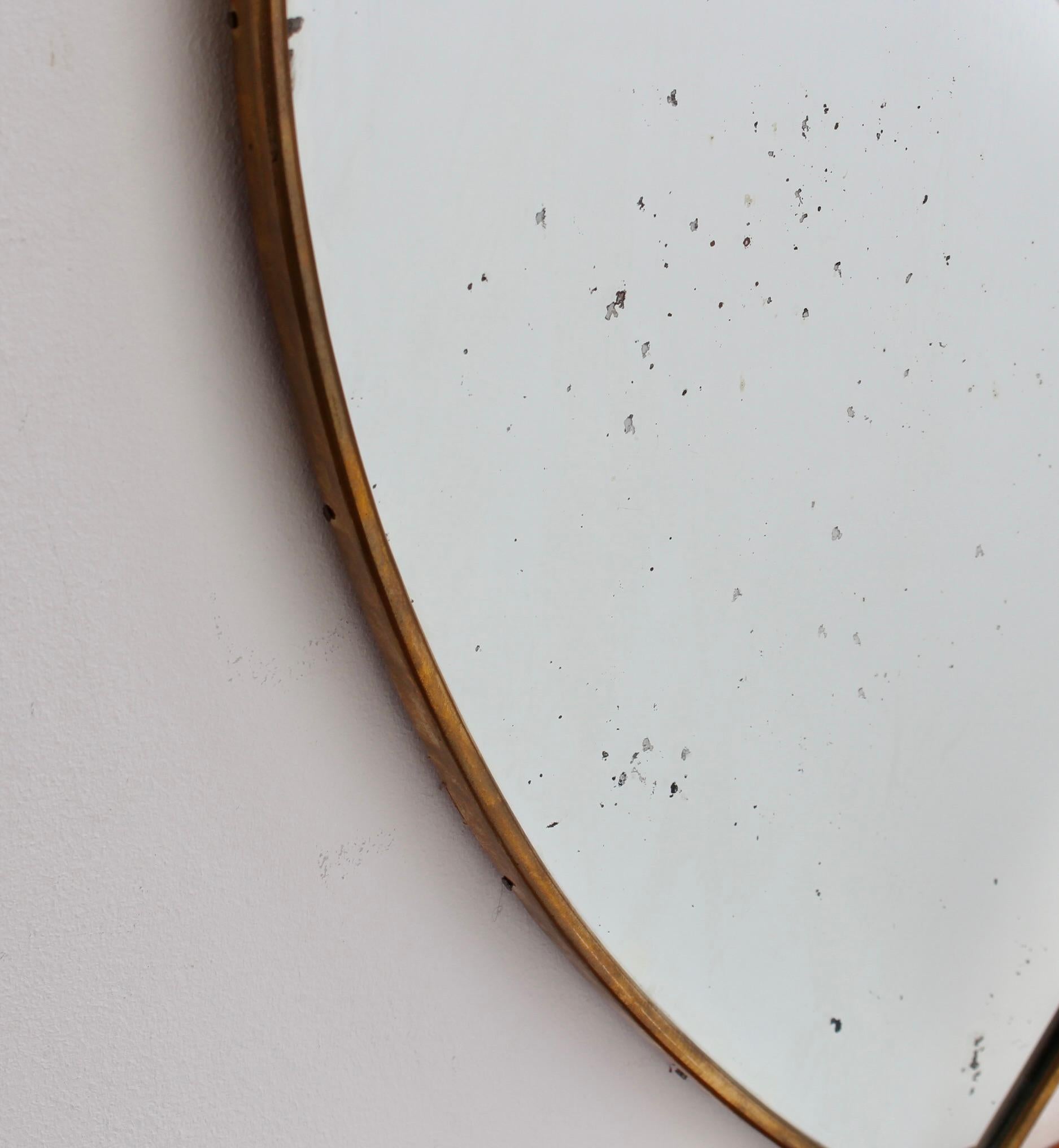 Mid-Century Italian Wall Mirror with Brass Frame (circa 1950s) For Sale 4