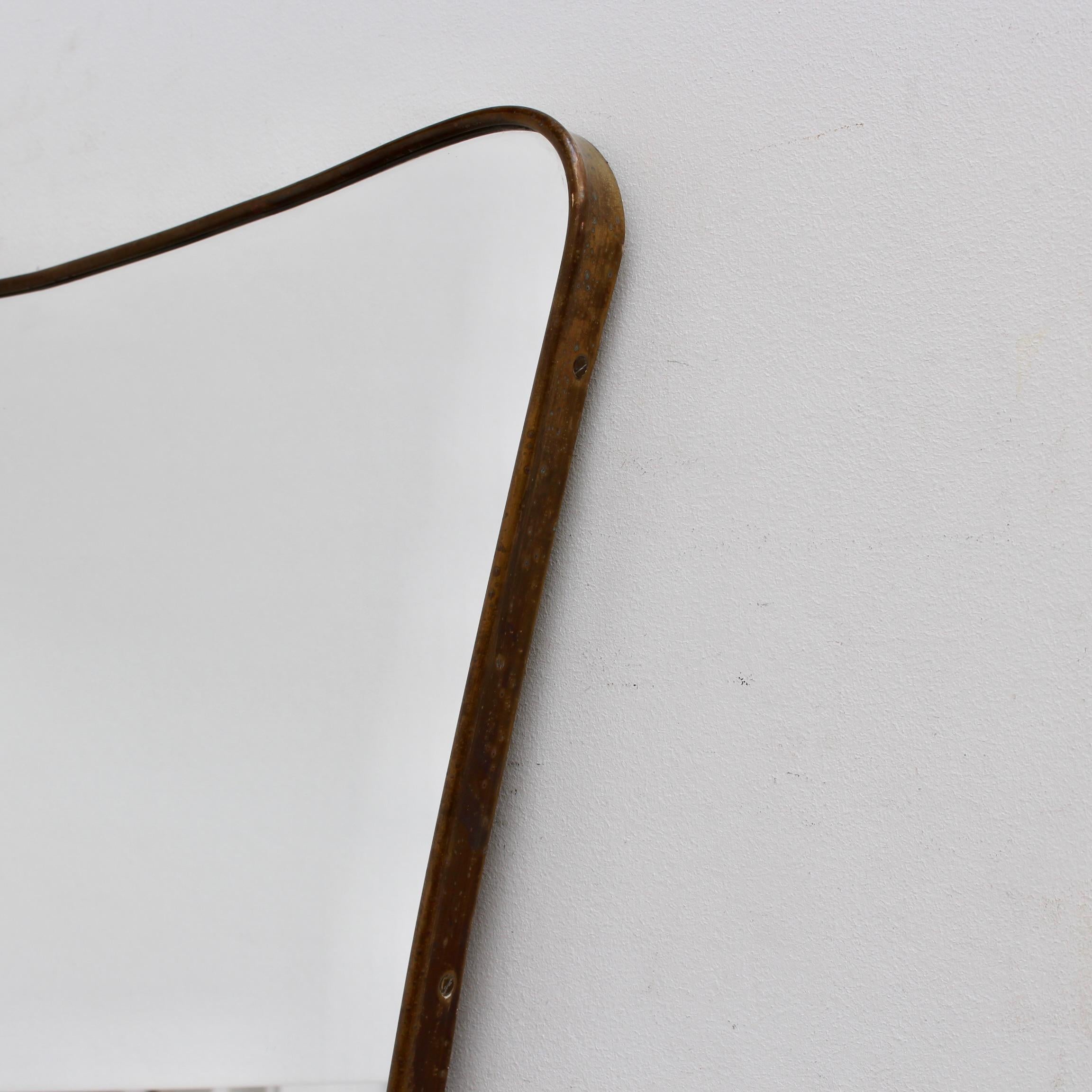 Mid-Century Italian Wall Mirror with Brass Frame (circa 1950s) - Large For Sale 5