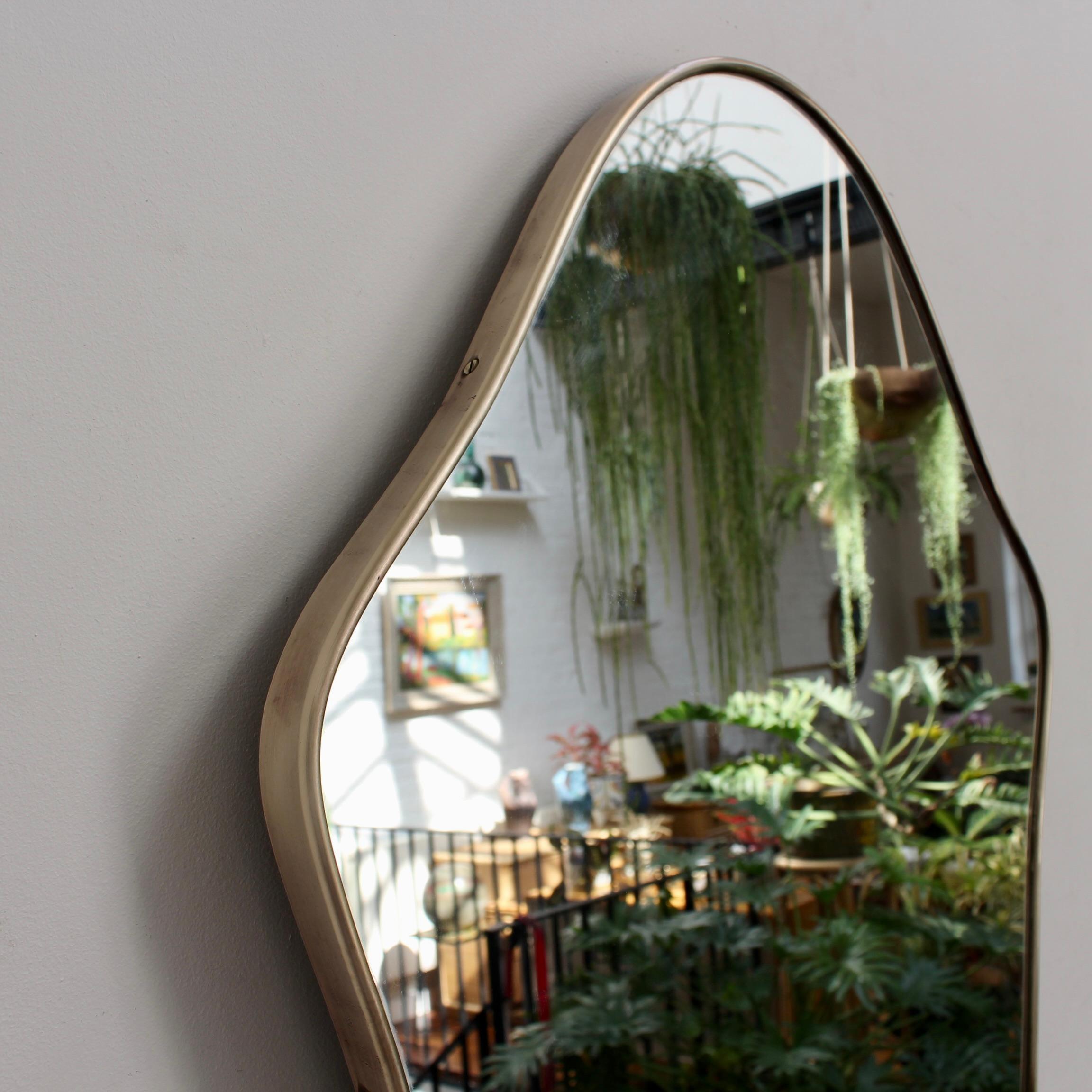 Midcentury Italian Wall Mirror with Brass Frame 'circa 1950s', Large In Good Condition For Sale In London, GB