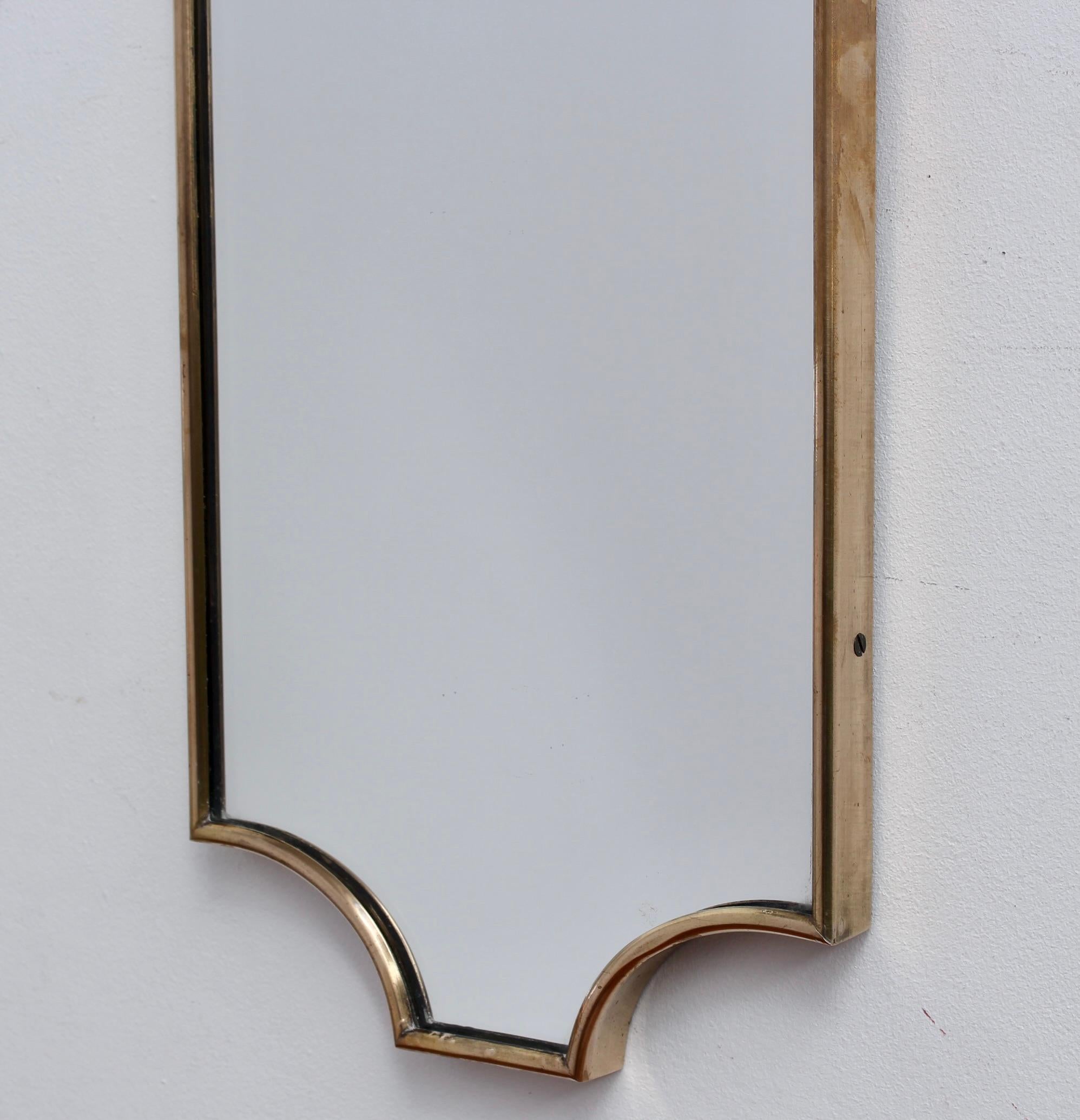 Mid-Century Italian Wall Mirror with Brass Frame (circa 1950s) - Small For Sale 2