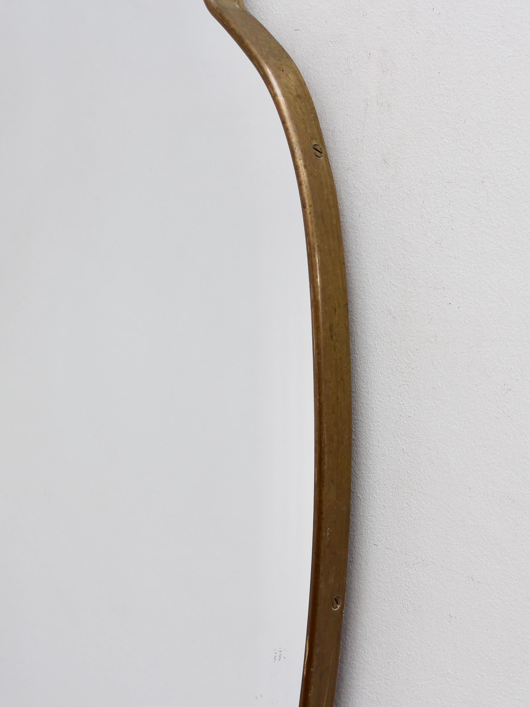 Mid-Century Italian Wall Mirror with Brass Frame (circa 1960s) For Sale 8