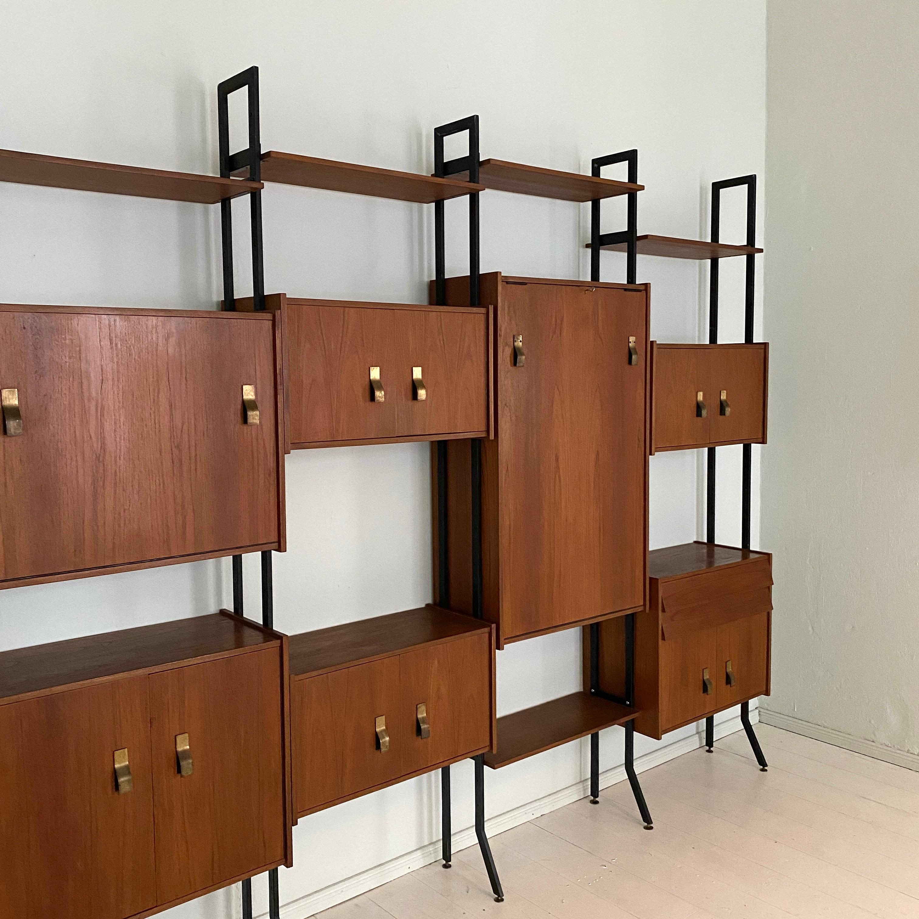 Mid Century Italian Wall Unit / Shelving System / Shelf in Teak and Metal, 1950s 10