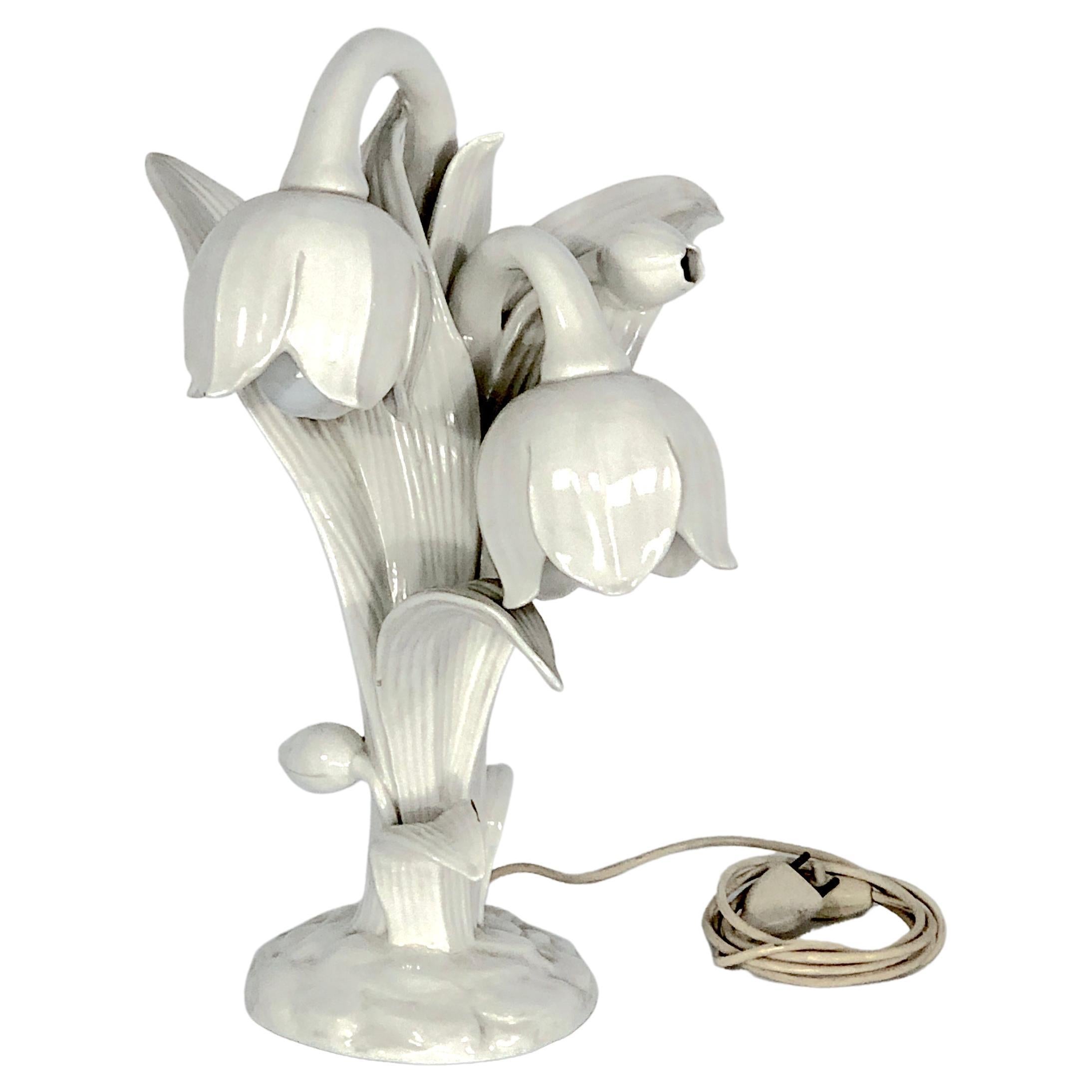 Mid-century Italian White Porcelain table lamp from 30s For Sale
