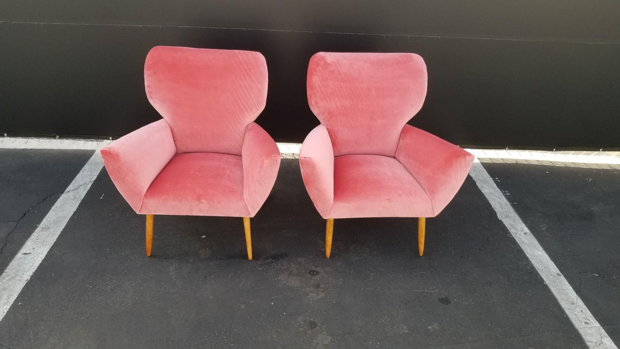 Mid-20th Century Midcentury Italian Wing-Shaped Side Chairs