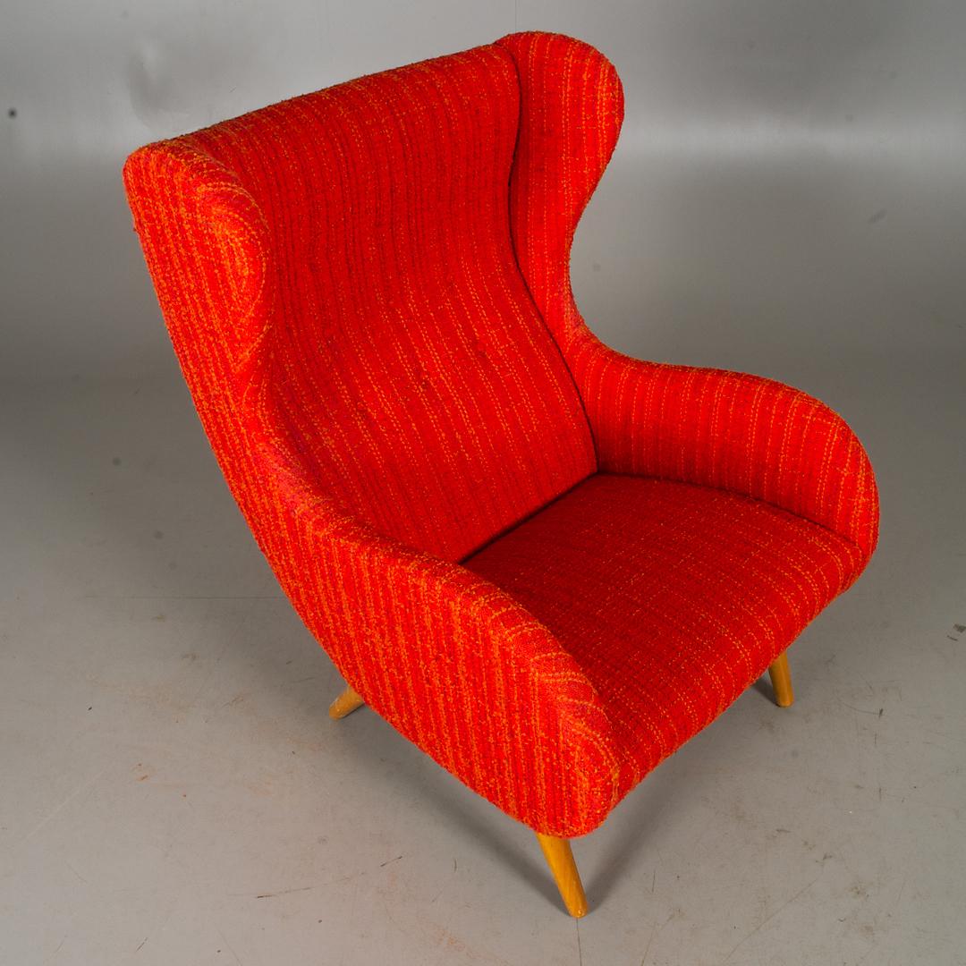 Scandinavian Modern Midcentury Italian Wingback Chair For Sale