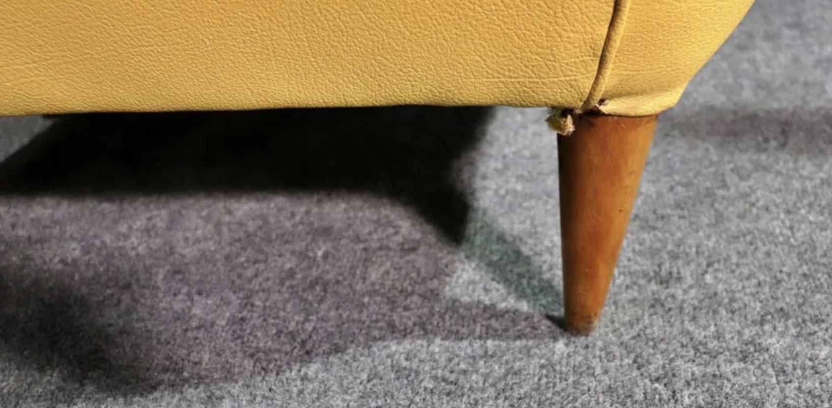 XX secolo Sedie Wingback italiane di metà secolo in vendita