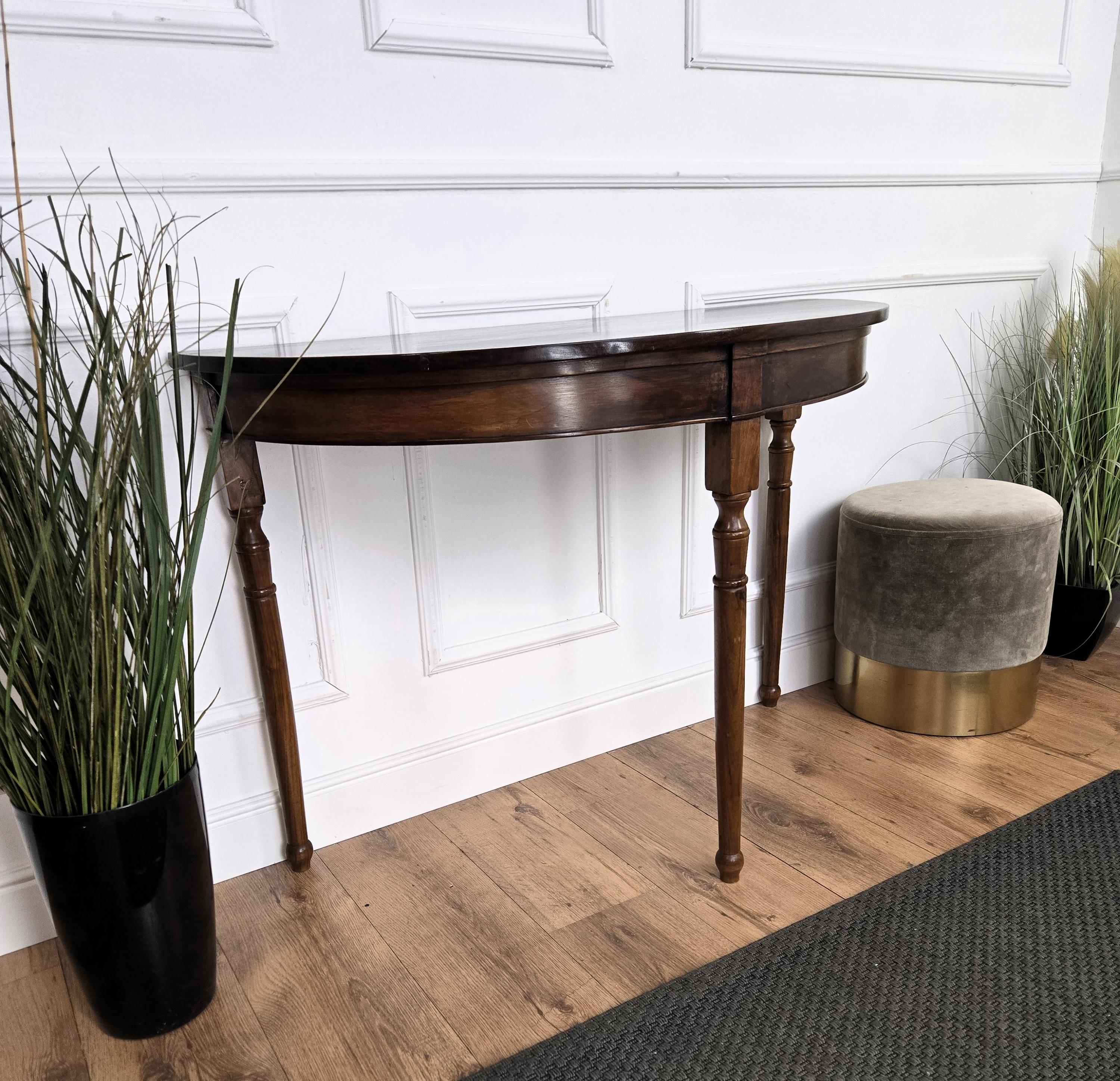 Tavolino Console da Parete Demi Lune in legno italiano del metà secolo in vendita 2