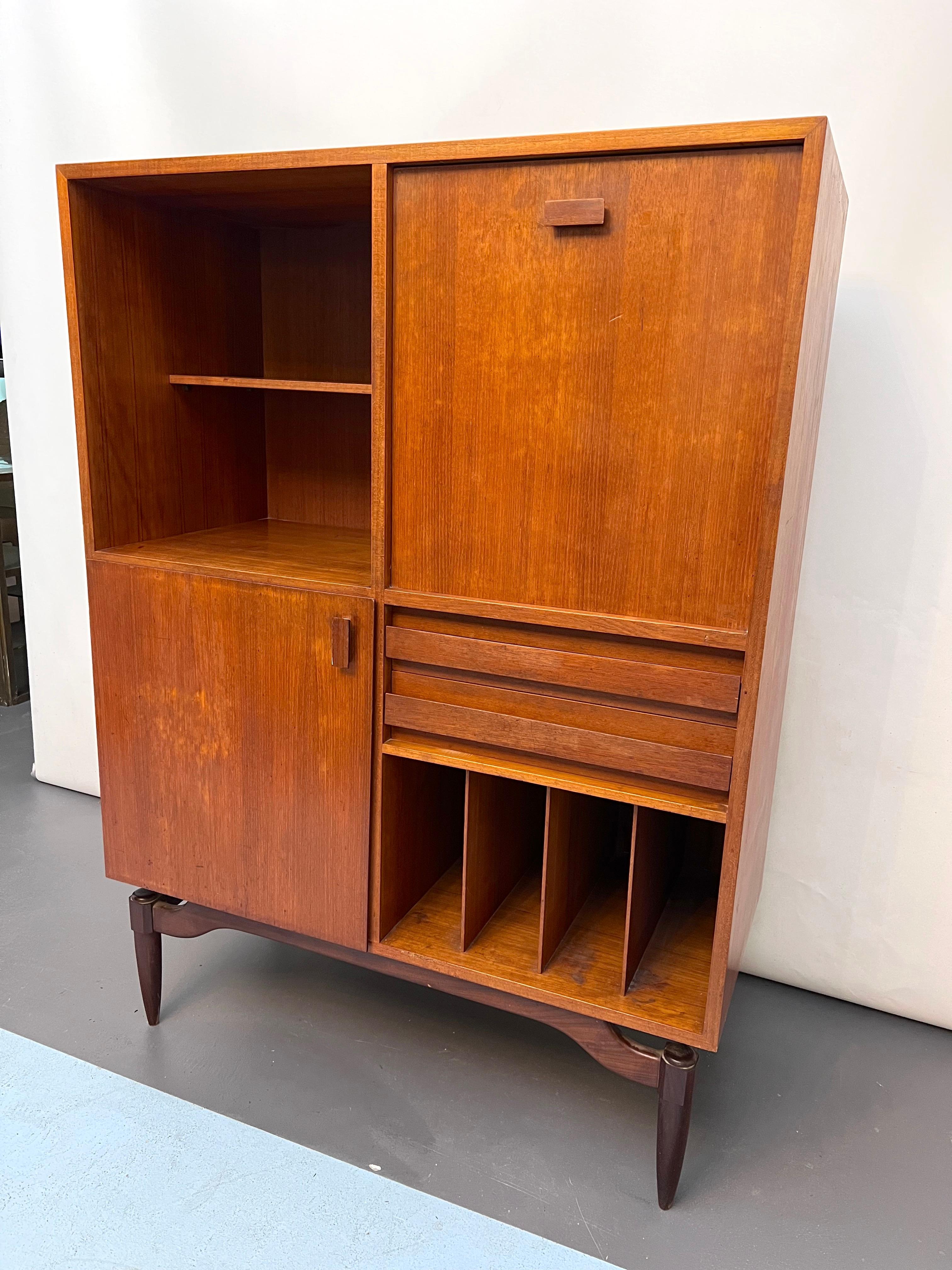 20th Century Mid-Century Italian Wood Sideboard from 50s For Sale