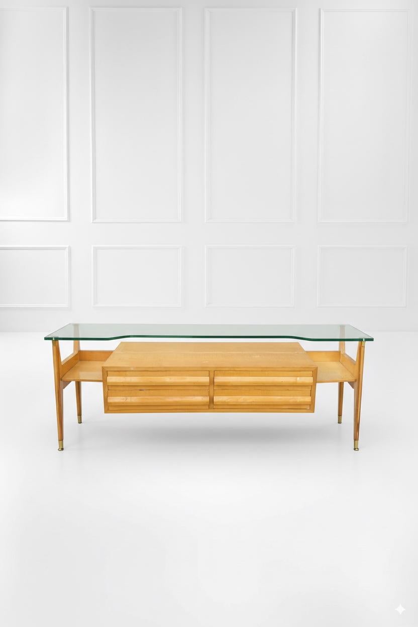 Cómoda de madera italiana de mediados de siglo, Dassi Attr., Años 50 Moderno de mediados de siglo en venta