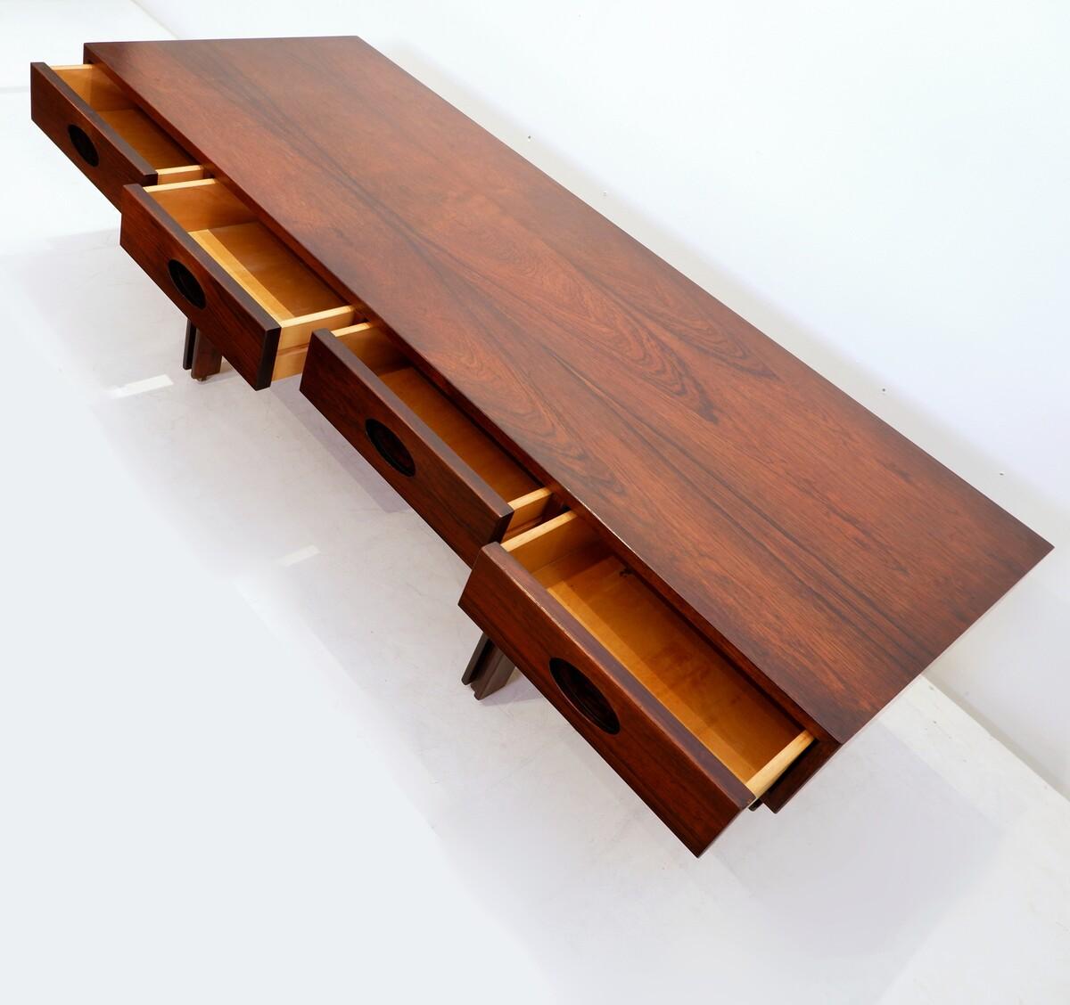 Italiano Tavolino da caffè in legno italiano del Mid-Century di Gianfranco Frattini per Bernini, 1960 in vendita