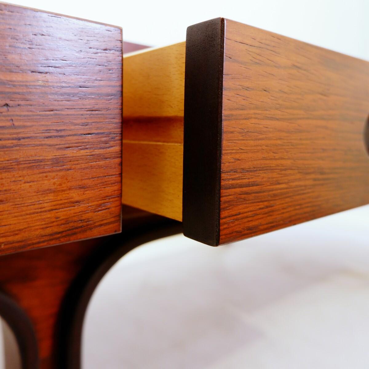 XX secolo Tavolino da caffè in legno italiano del Mid-Century di Gianfranco Frattini per Bernini, 1960 in vendita