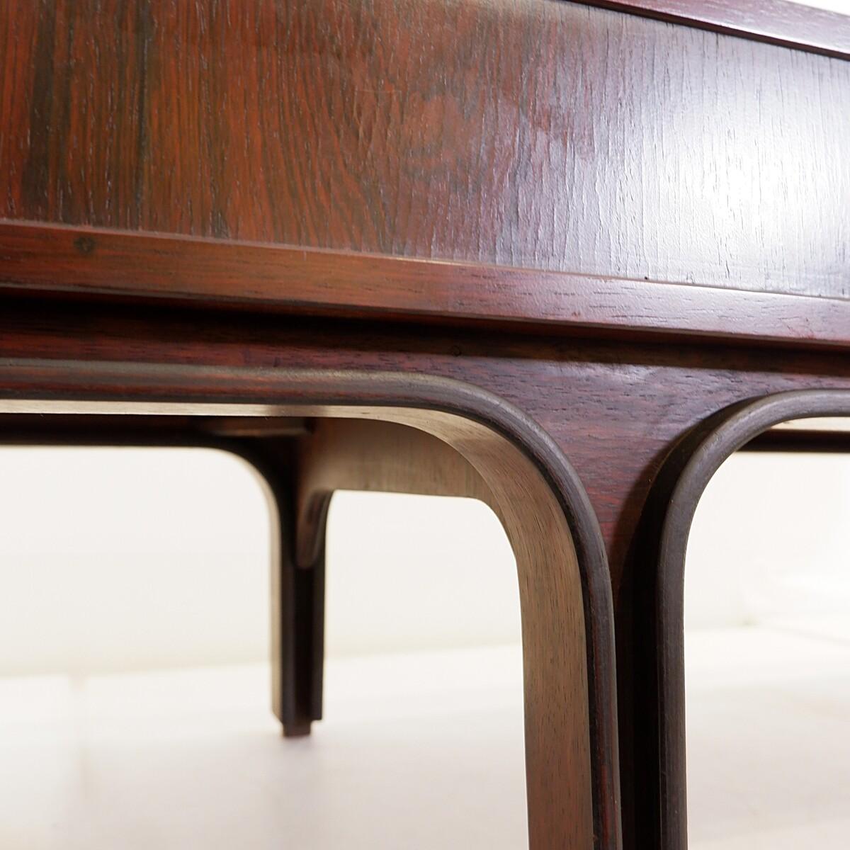Tavolino da caffè in legno italiano del Mid-Century di Gianfranco Frattini per Bernini, 1960 in vendita 2