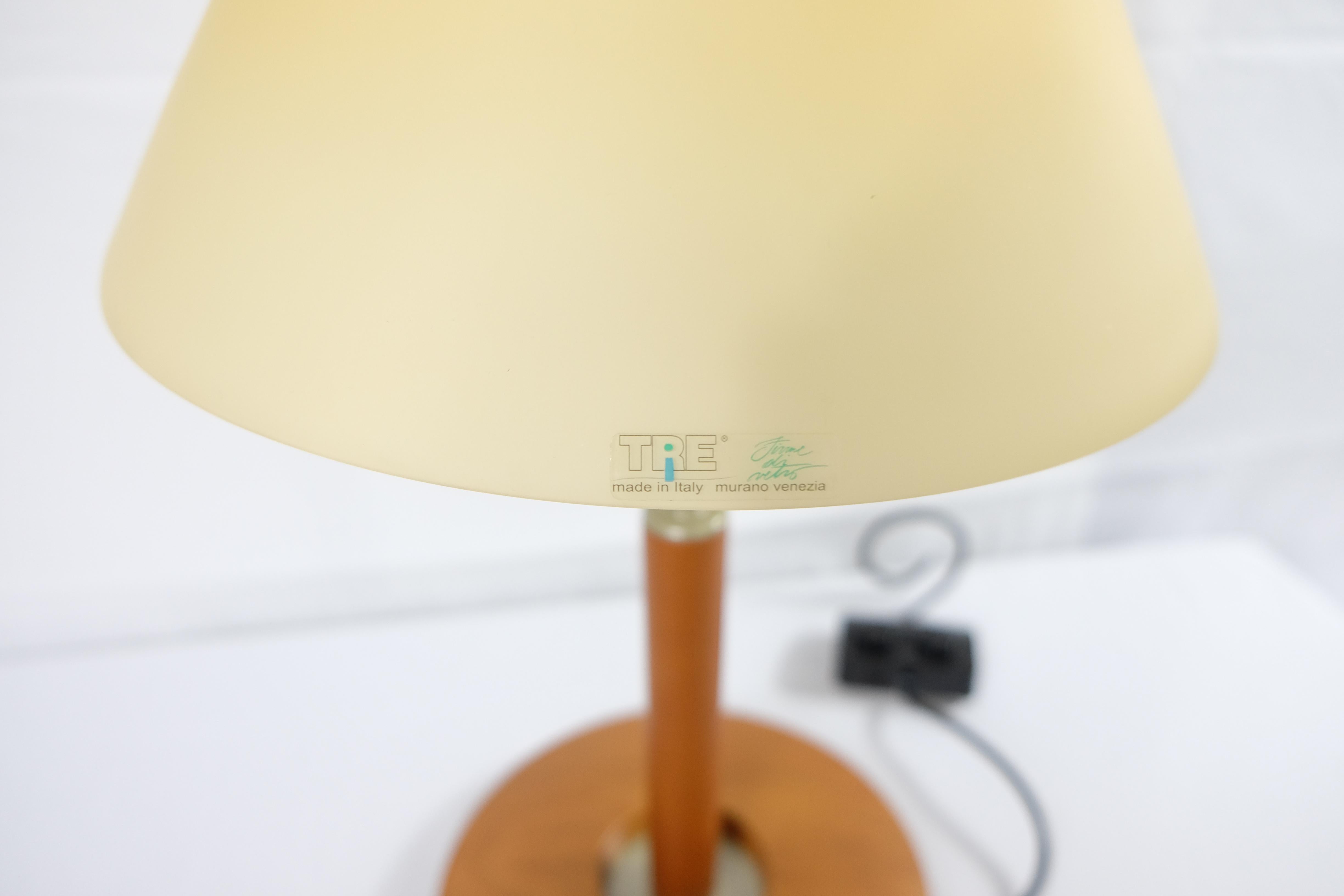Late 20th Century Midcentury ITRE Italian Murano Glass Table Lamp	 For Sale