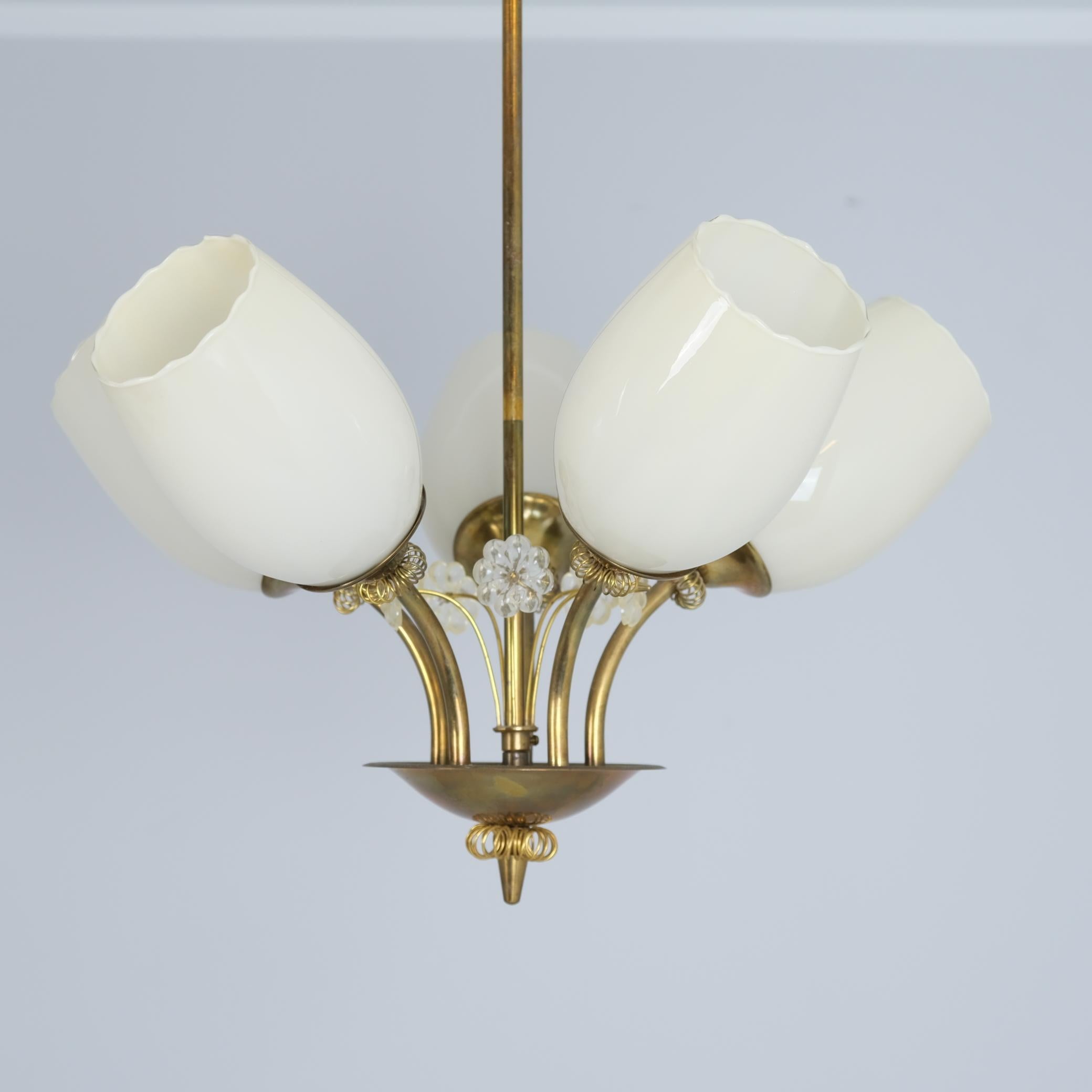 Itsu-Deckenleuchte Modell ER 5105/5 aus Messing und Glas, Finnland 1950er Jahre im Angebot 6