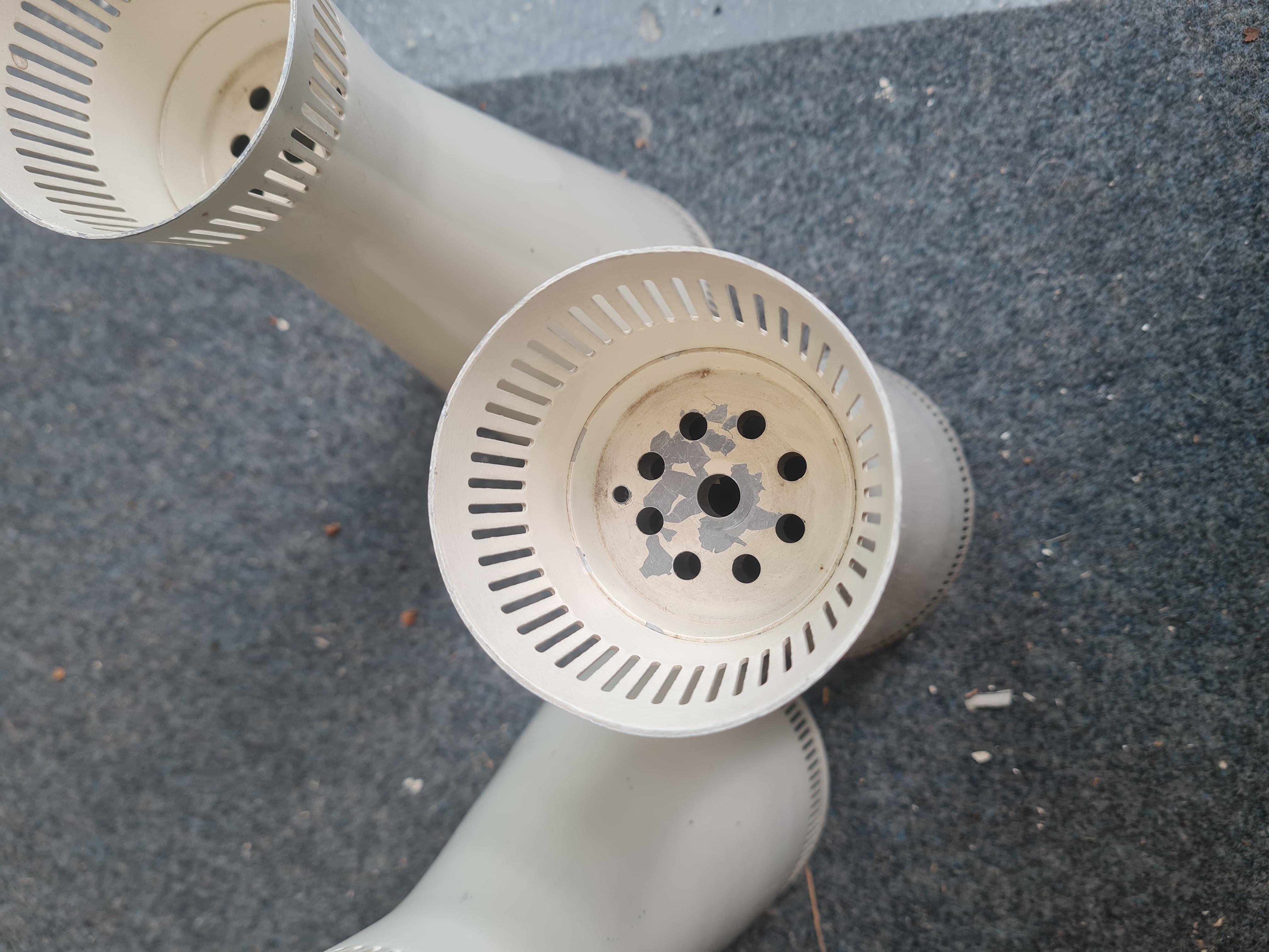 Pendentif Itsu du milieu du siècle Model No No 94/3 en laiton et blanc nacré, Finlande, années 1950 en vente 10