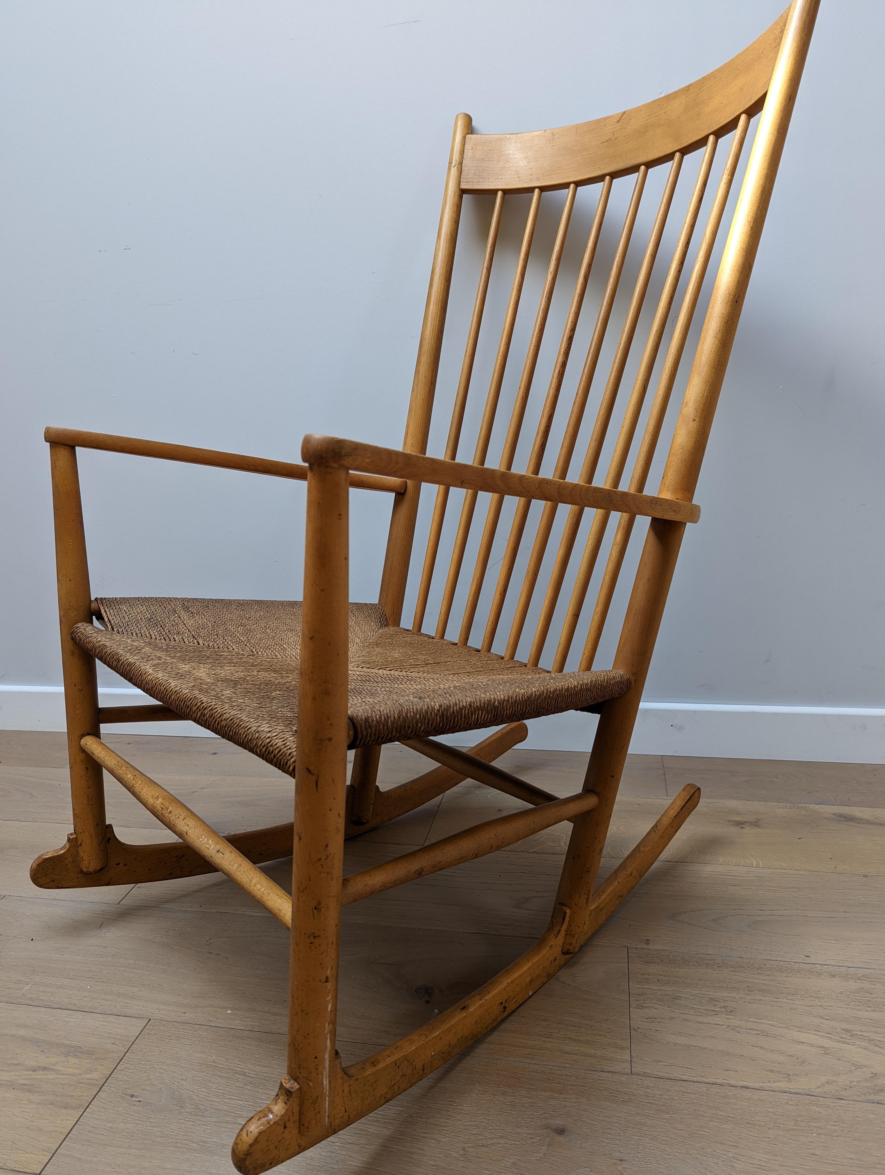 Danish Mid-Century J16 Rocking Chair by Hans J. Wegner for FDB Møbler, Beech and Cord