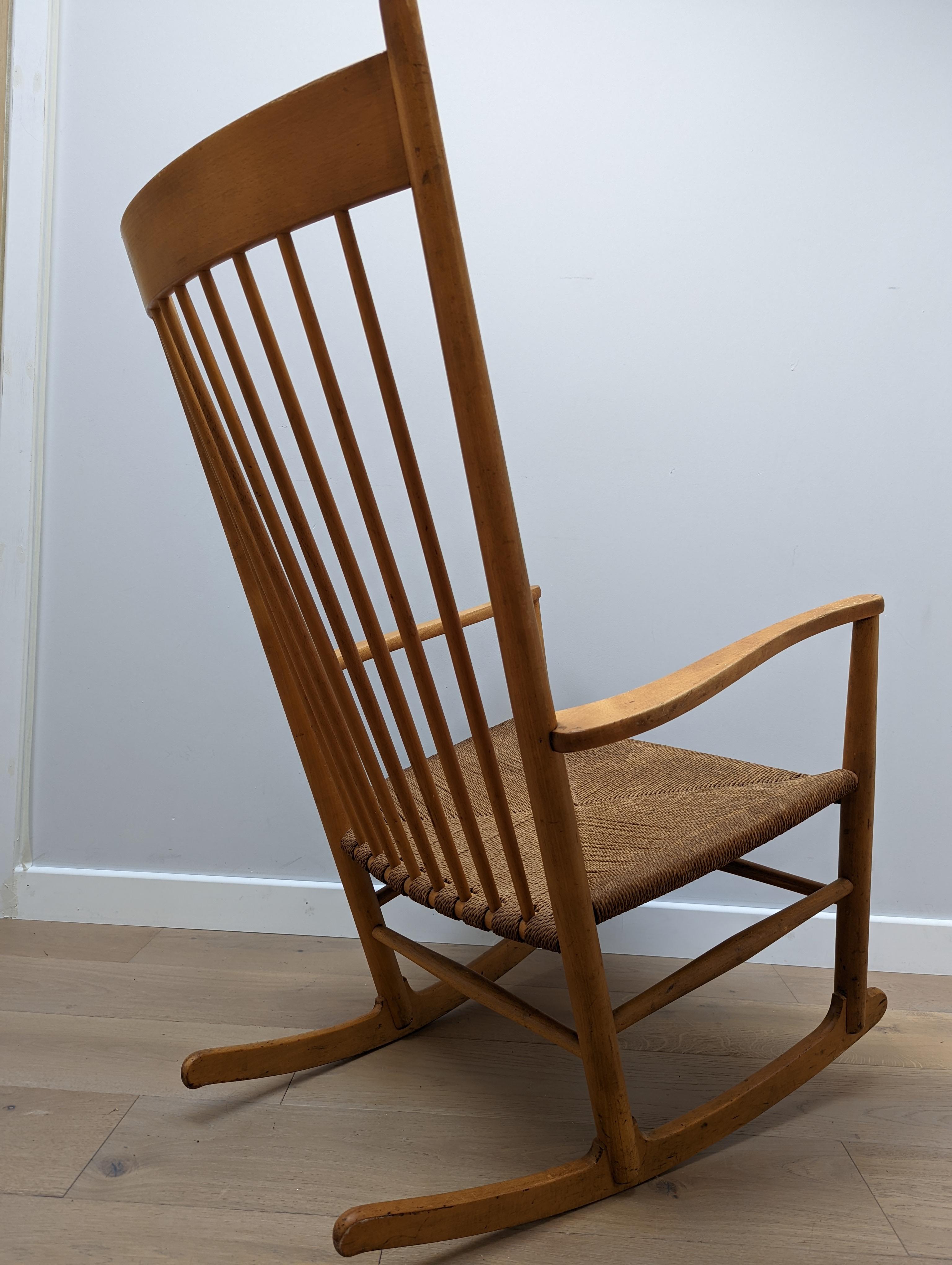 Papercord Mid-Century J16 Rocking Chair by Hans J. Wegner for FDB Møbler, Beech and Cord