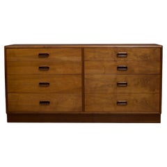 Mid-Century Jack Cartwright for Founders Eight Drawer Dresser, circa 1960