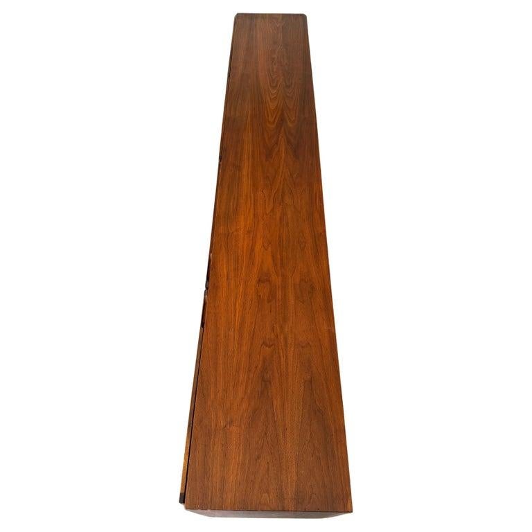 Americano Jack Cartwright per Founders Long credenza da bar a parete di metà secolo in vendita