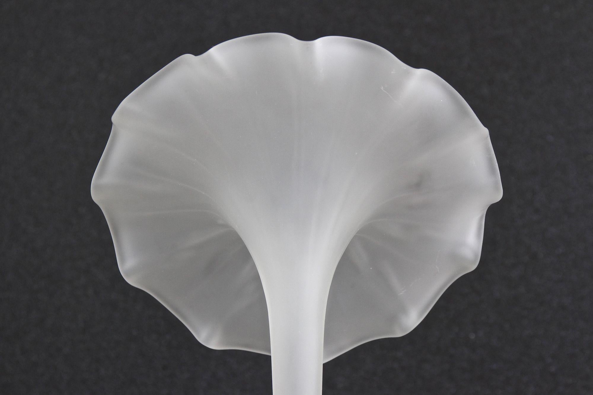 Mid Century Jack-In-The-Pulpit Glass Vase, France circa 1960 For Sale 3