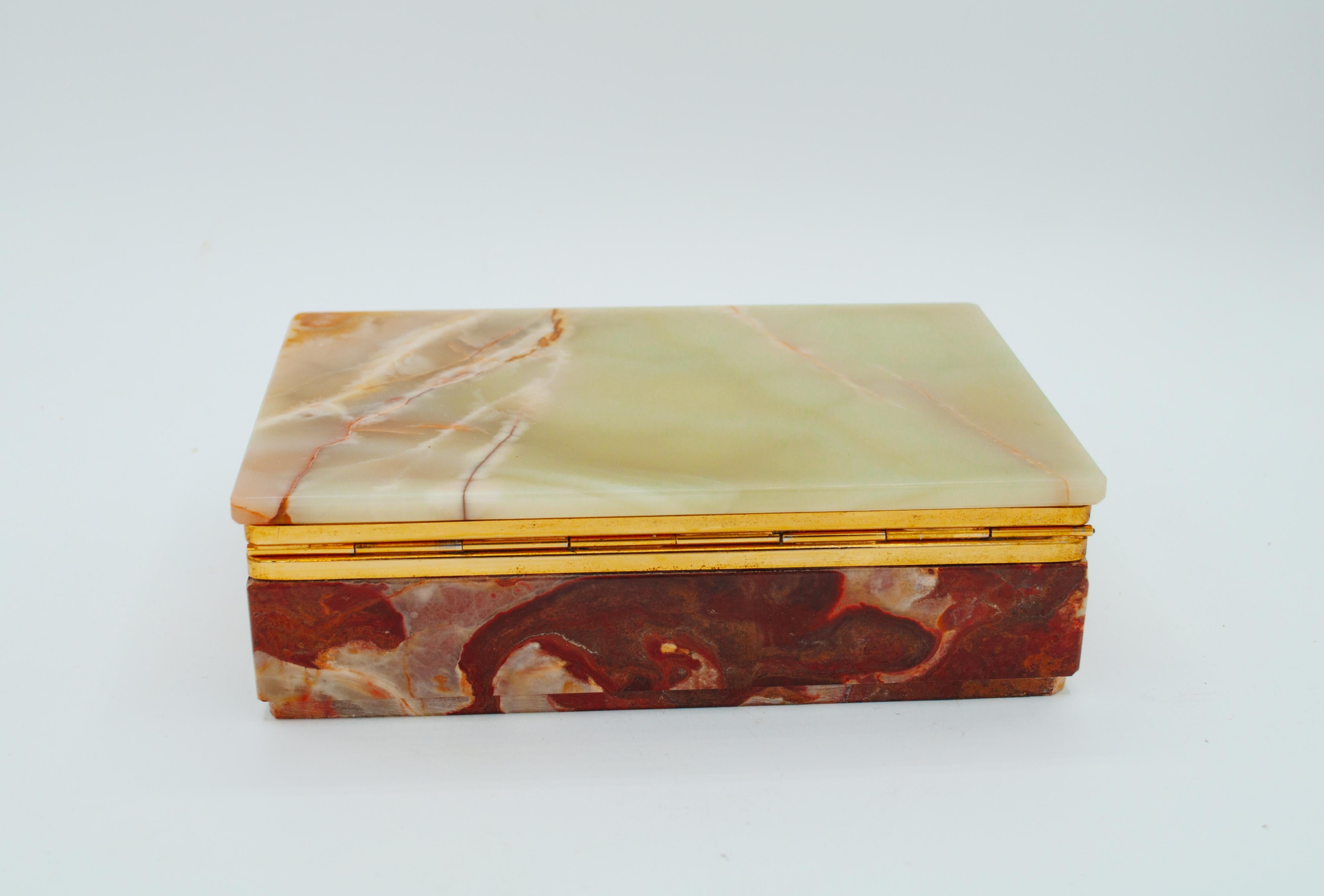 Jadegrüne Onyx-Marmor-Messing-Dekoschachtel aus der Jahrhundertmitte, Italien, 1960er Jahre (Handgefertigt) im Angebot