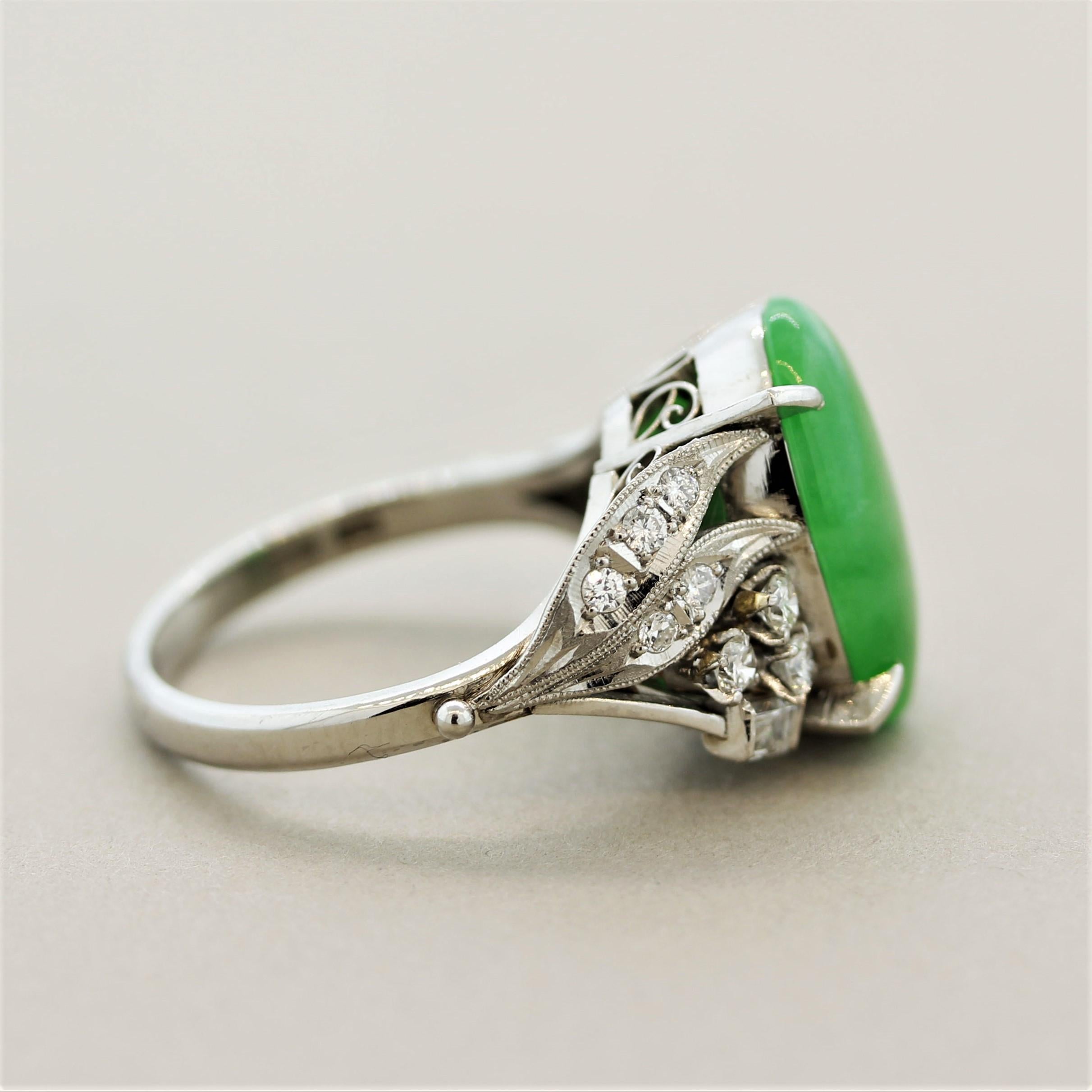 Mid-Century Jadeite Jade Diamond Platinum Ring, GIA Certified In Excellent Condition In Beverly Hills, CA