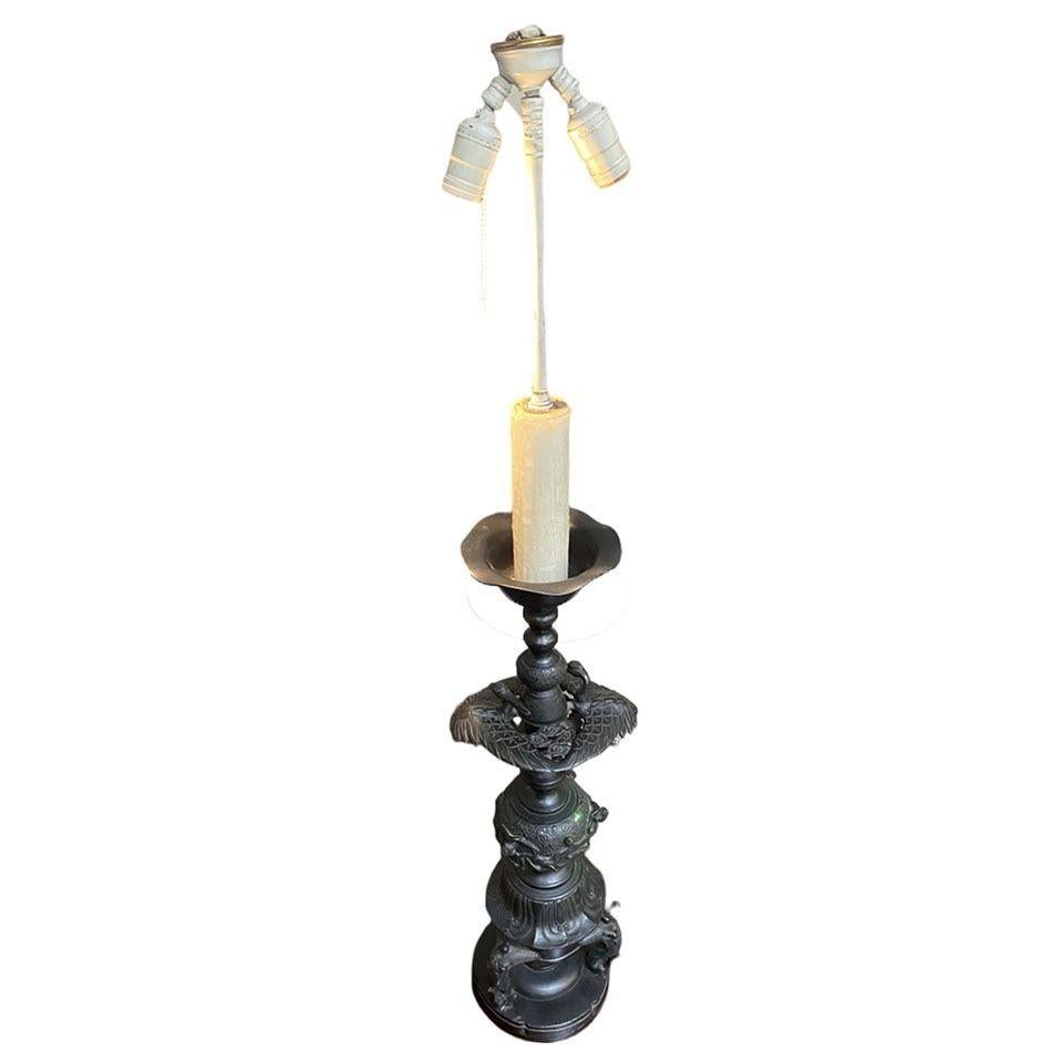Mid-20th Century Mid-Century James Mont Style Bronze Chinese-inspired Table Lamp For Sale