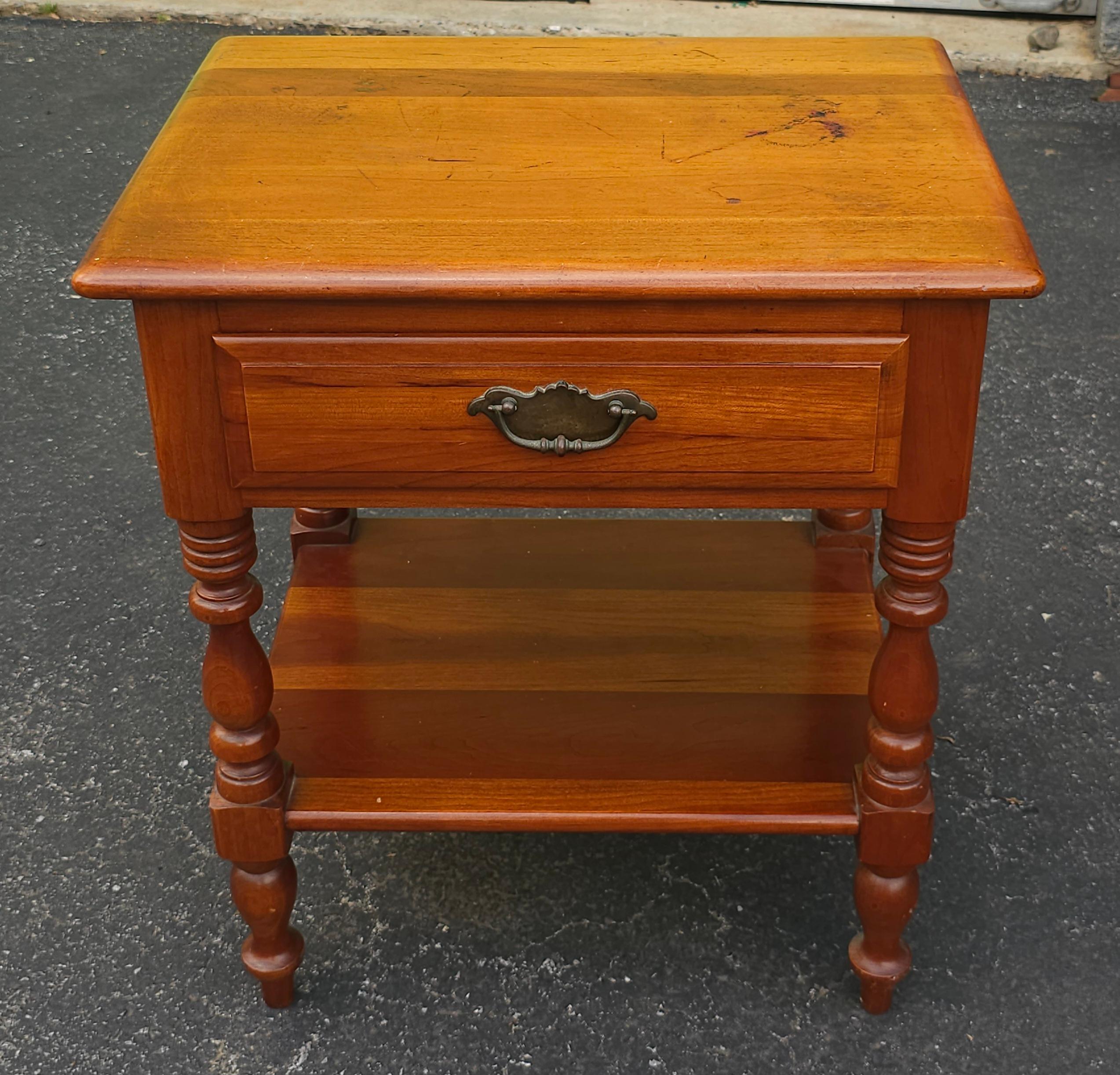 20th Century Mid Century Jamestown Furniture Maple Two Tier Single Drawer Side Table For Sale