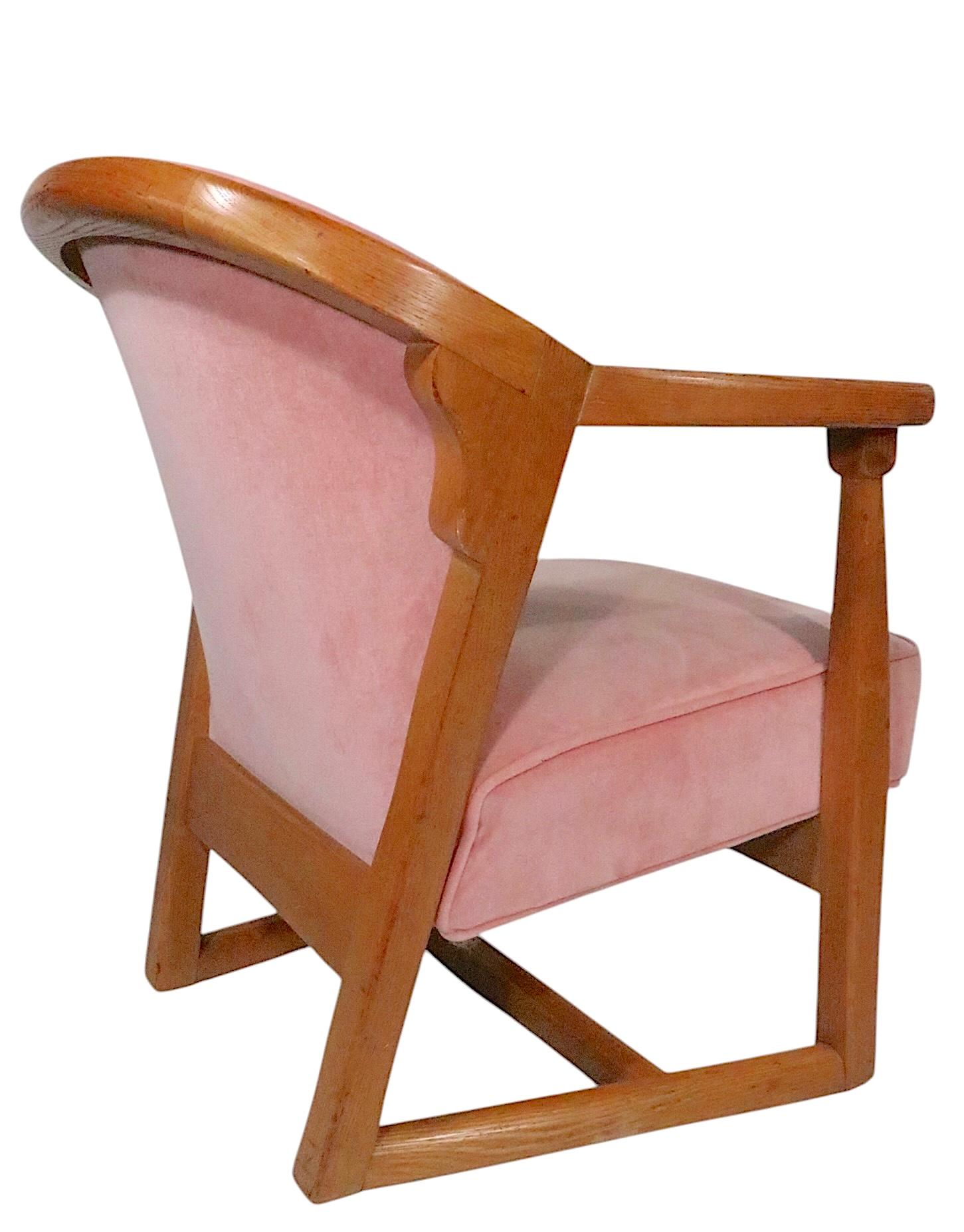Mid Century Jamestown Lounge Company British Oak  Armchair 1930/40's For Sale 4