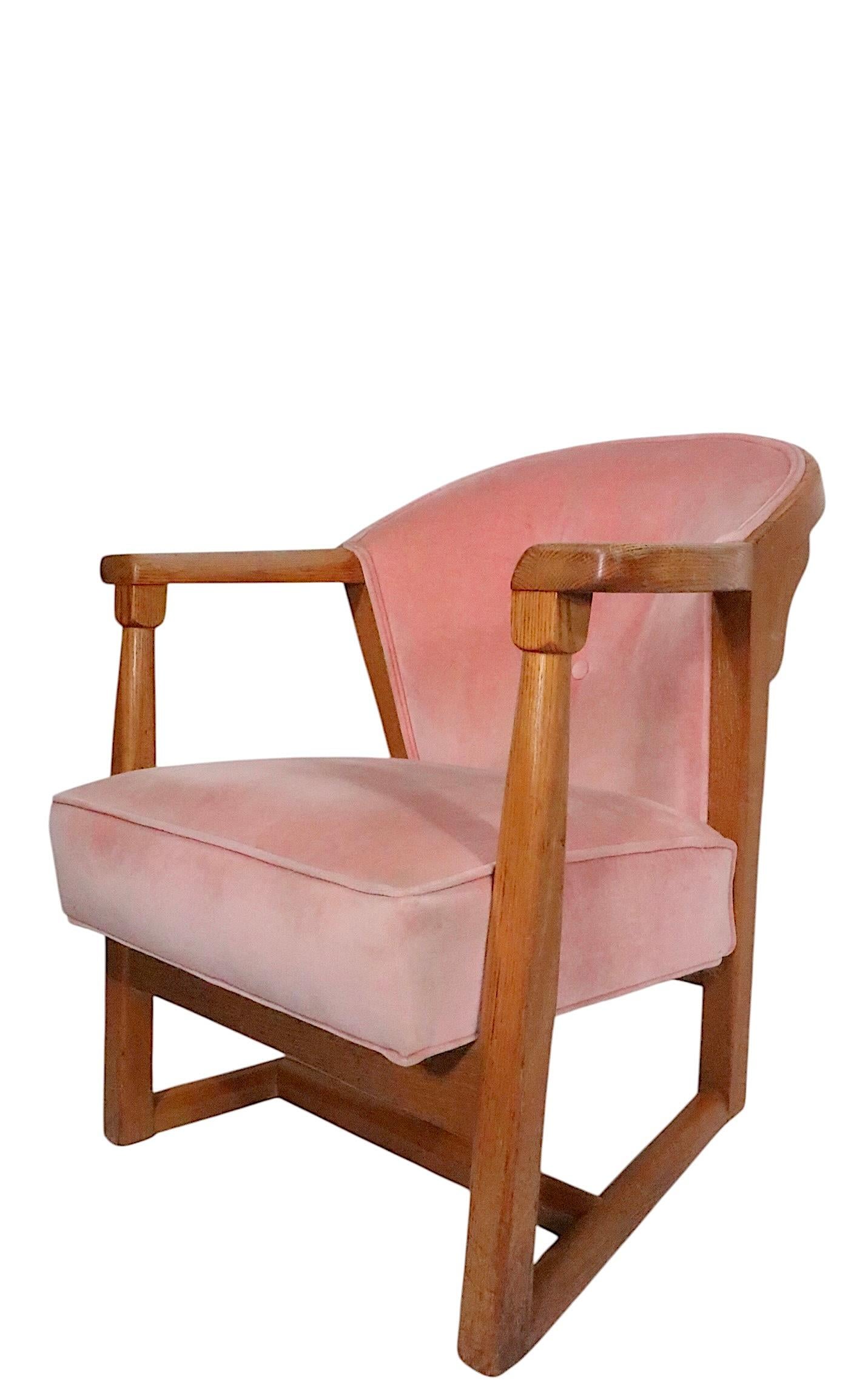 American Mid Century Jamestown Lounge Company British Oak  Armchair 1930/40's For Sale