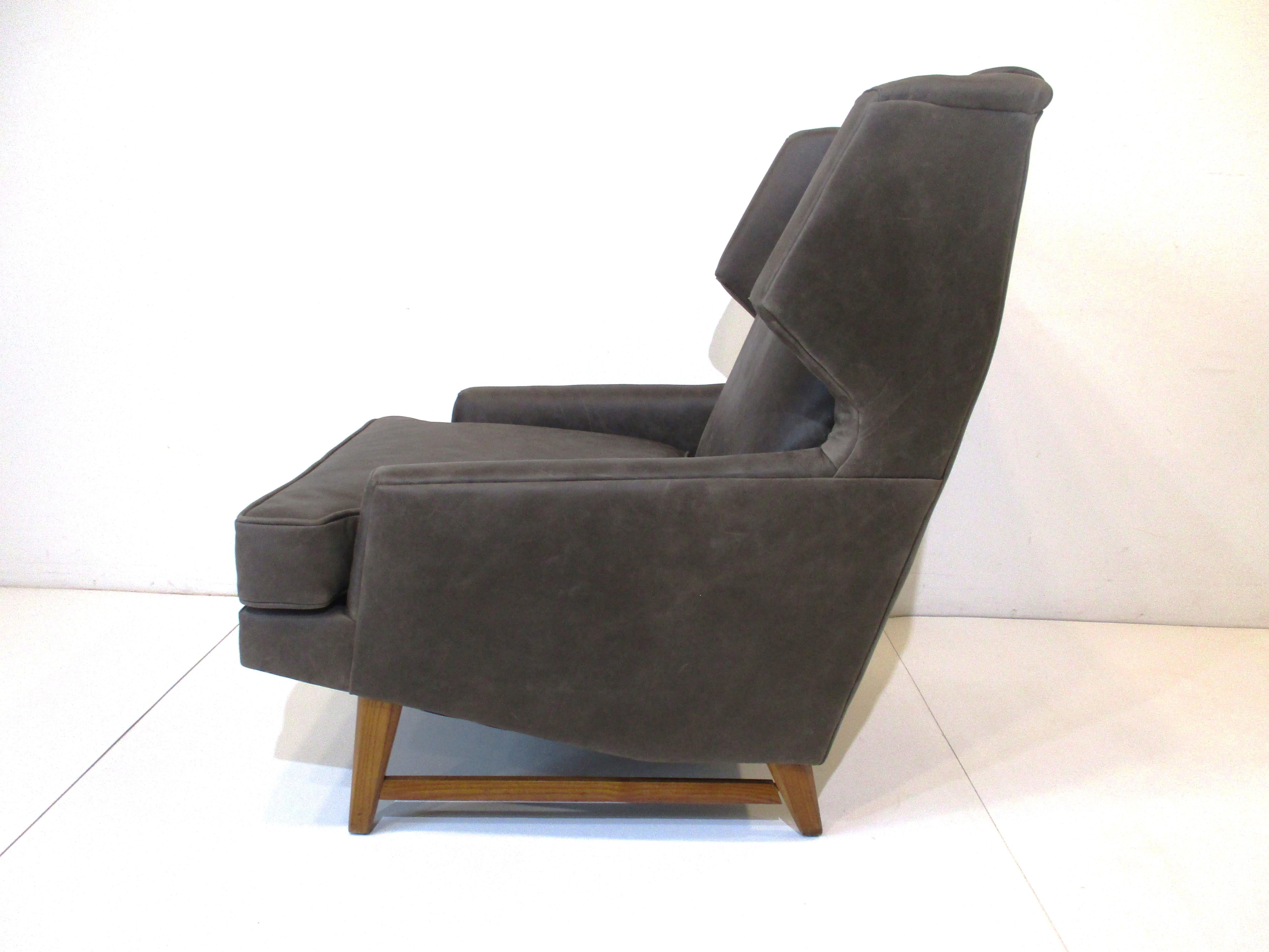 Mid-Century Modern Midcentury Janus Leather Wingback Lounge Chair in the Style of Dunbar Wormley For Sale