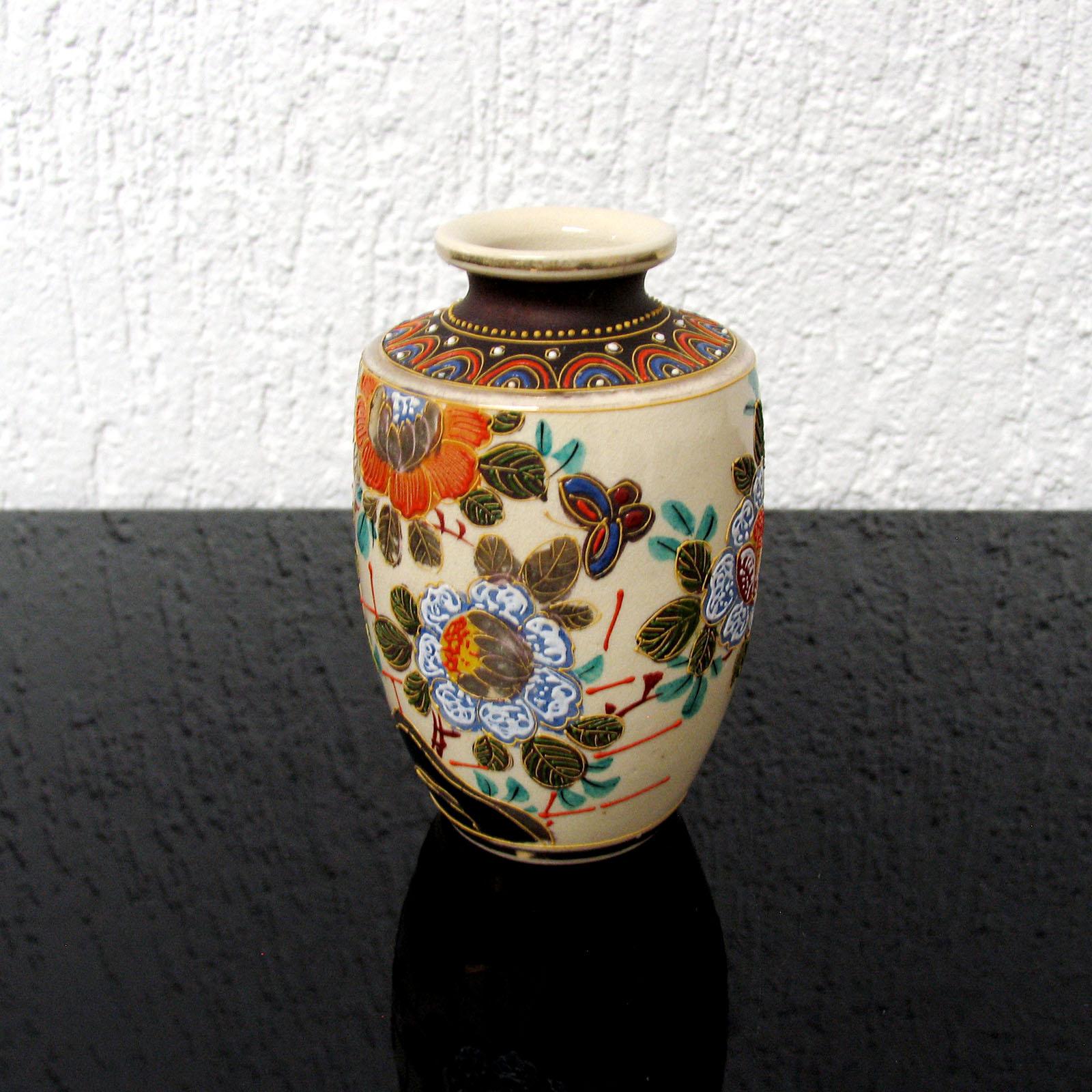 Japonisme Mid-Century Japanese Ceramic Vase
