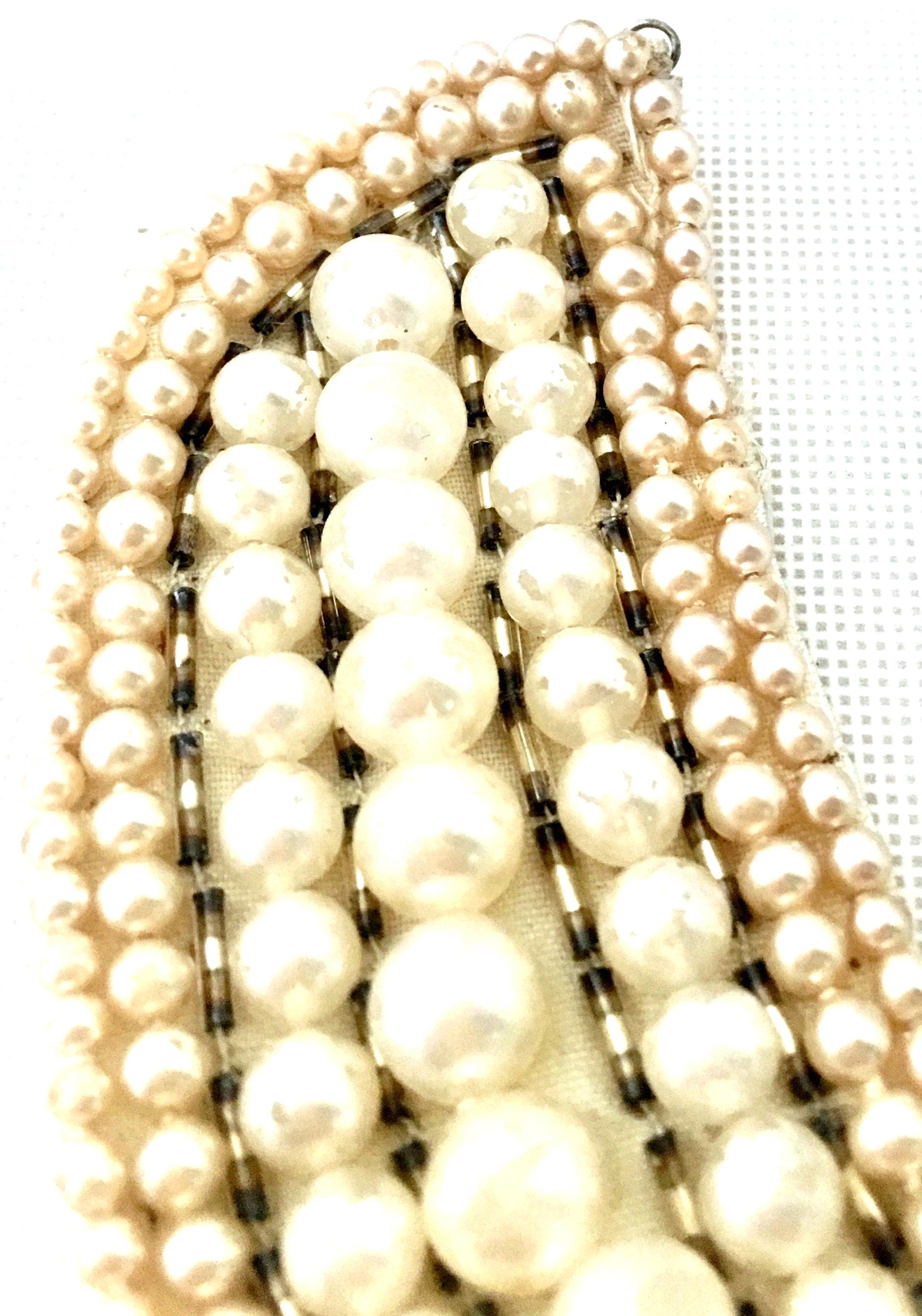 Mid-Century Japanese Faux Pearl & Crystal Rhinestone Choker Collar Necklace For Sale 1