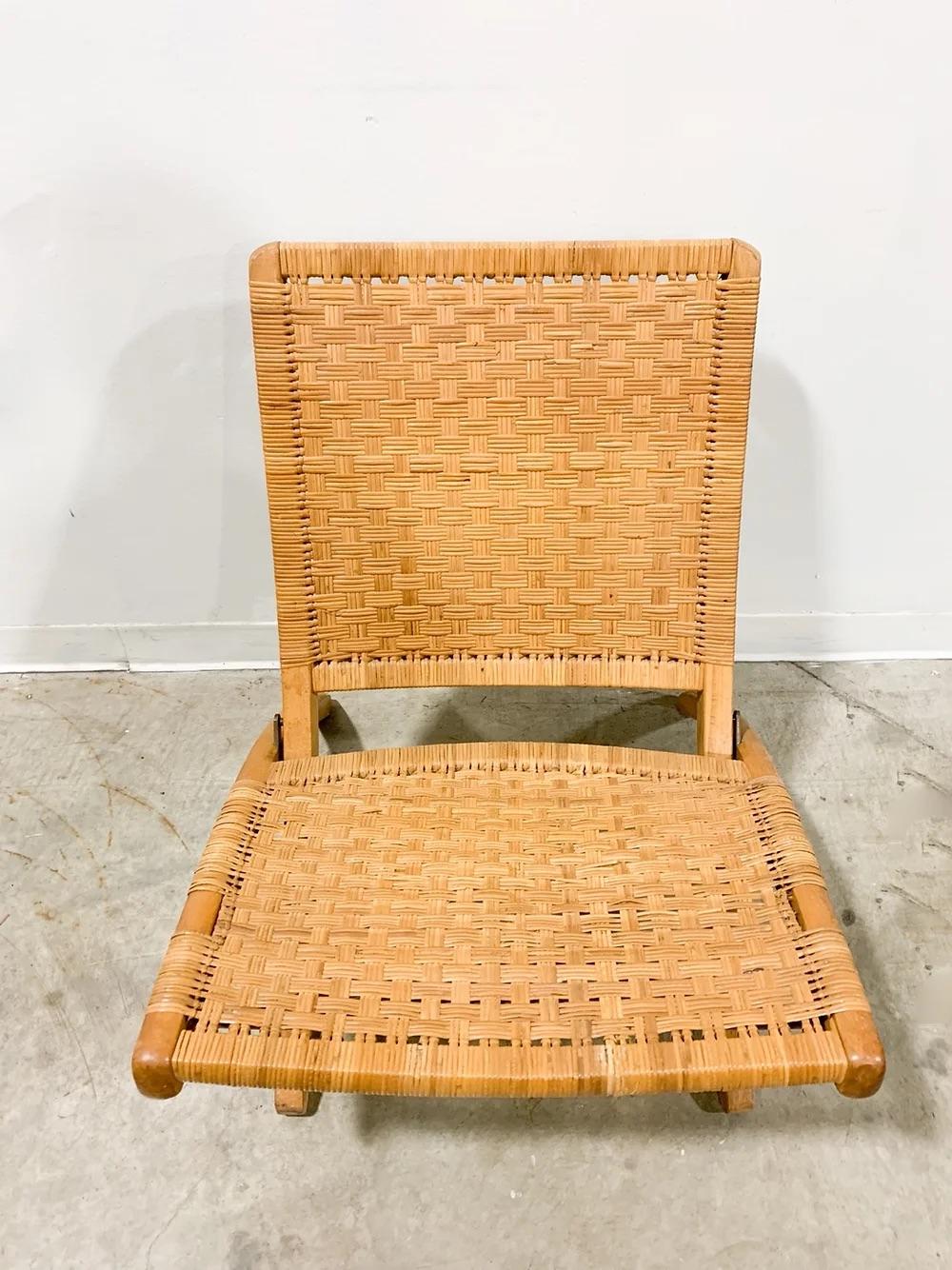 20th Century Mid Century Japanese Folding Cane Lounge Chair For Sale