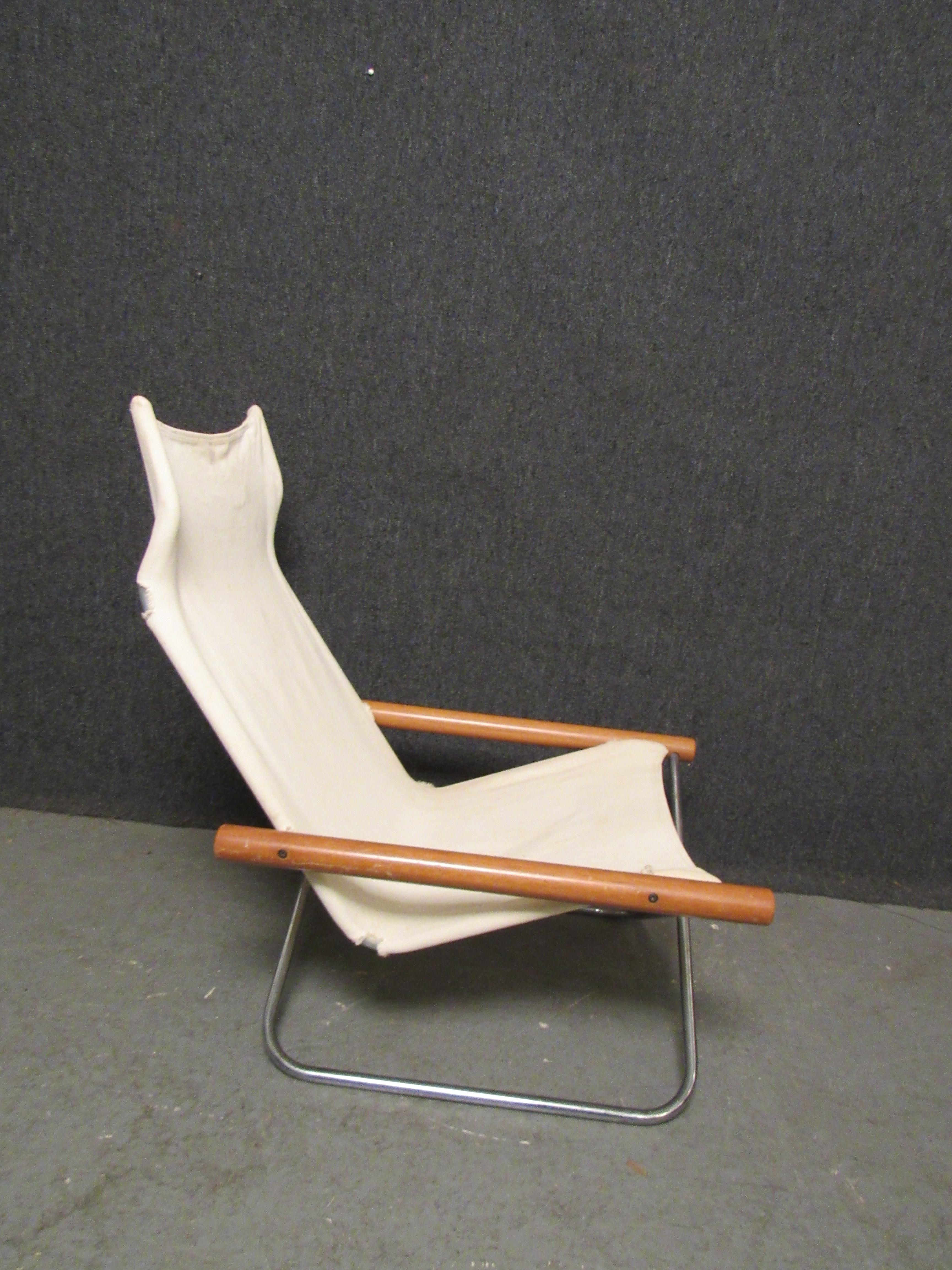 Chaise pliante japonaise du milieu du siècle dernier par Takeshi Nii Bon état - En vente à Brooklyn, NY