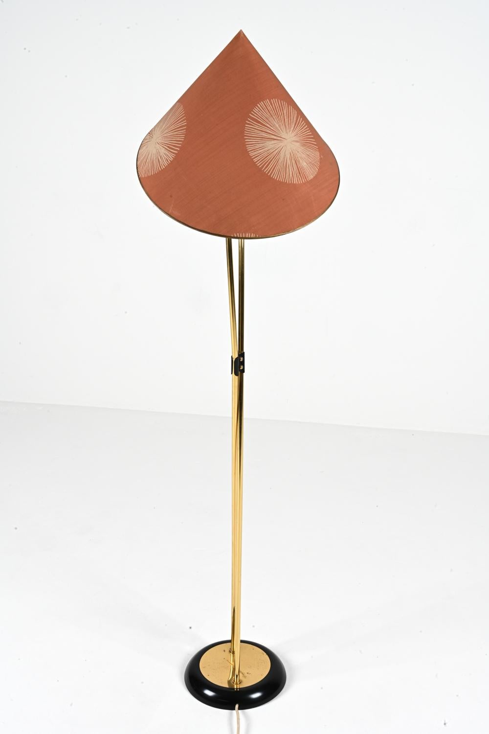 Mid-Century Japanese-Inspired Two Light Floor Lamp in the Style of Stilnovo For Sale 6