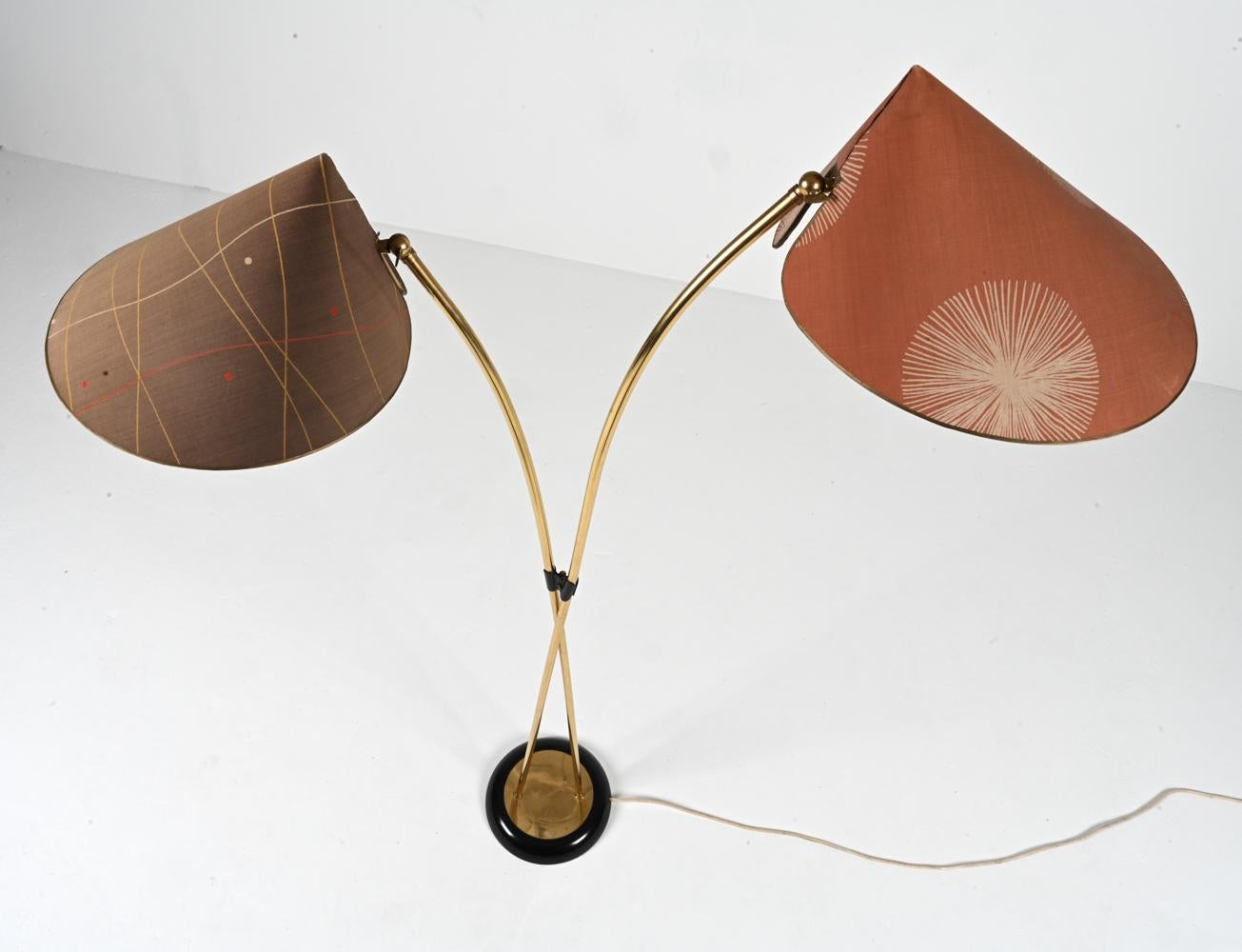 Mid-Century Japanese-Inspired Two Light Floor Lamp in the Style of Stilnovo For Sale 9