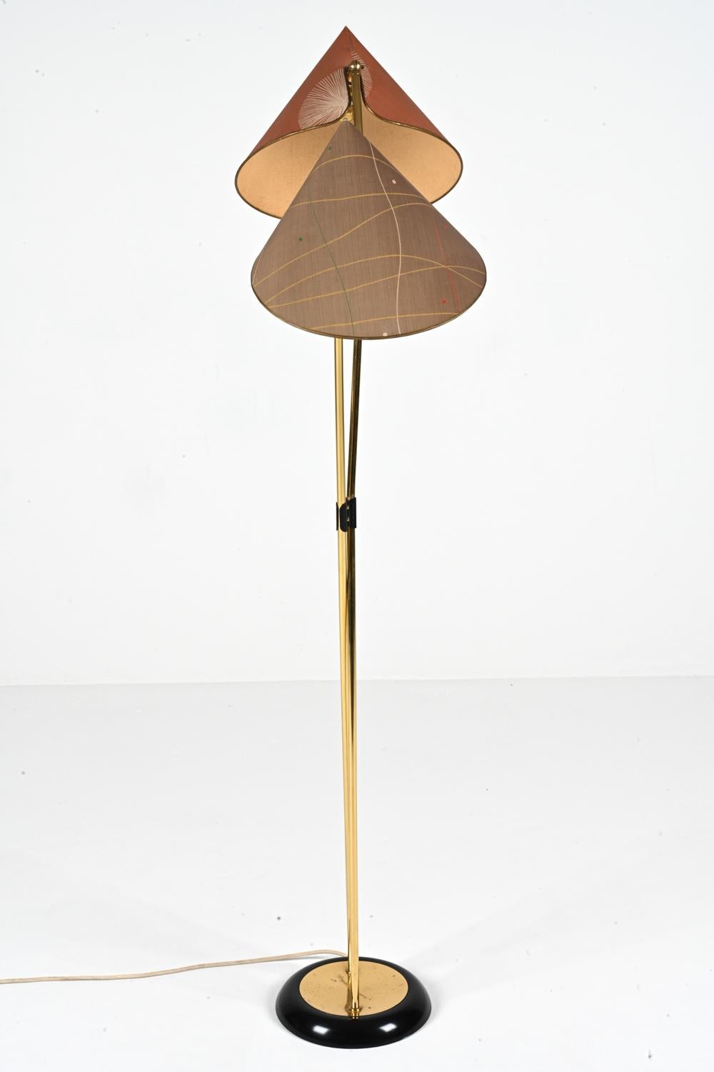 Mid-Century Japanese-Inspired Two Light Floor Lamp in the Style of Stilnovo In Good Condition For Sale In Norwalk, CT
