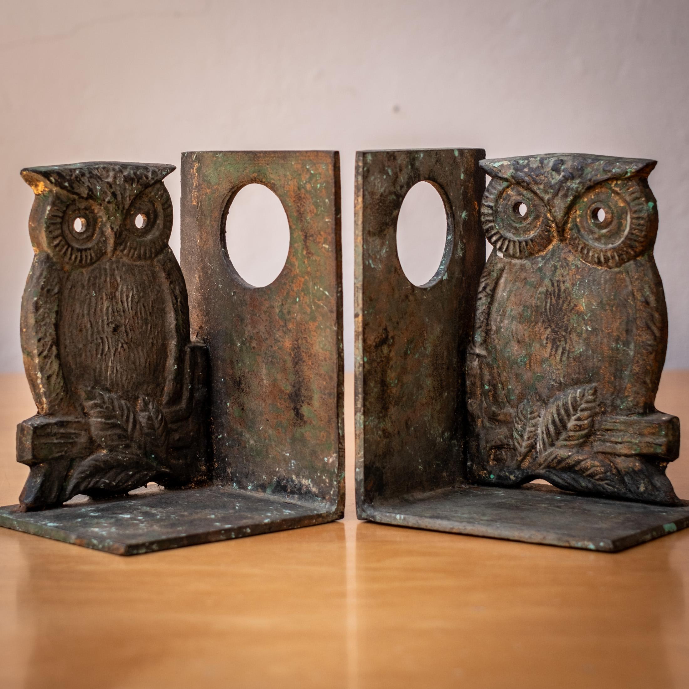 Mid-Century Japanese Iron Owl Bookends 1