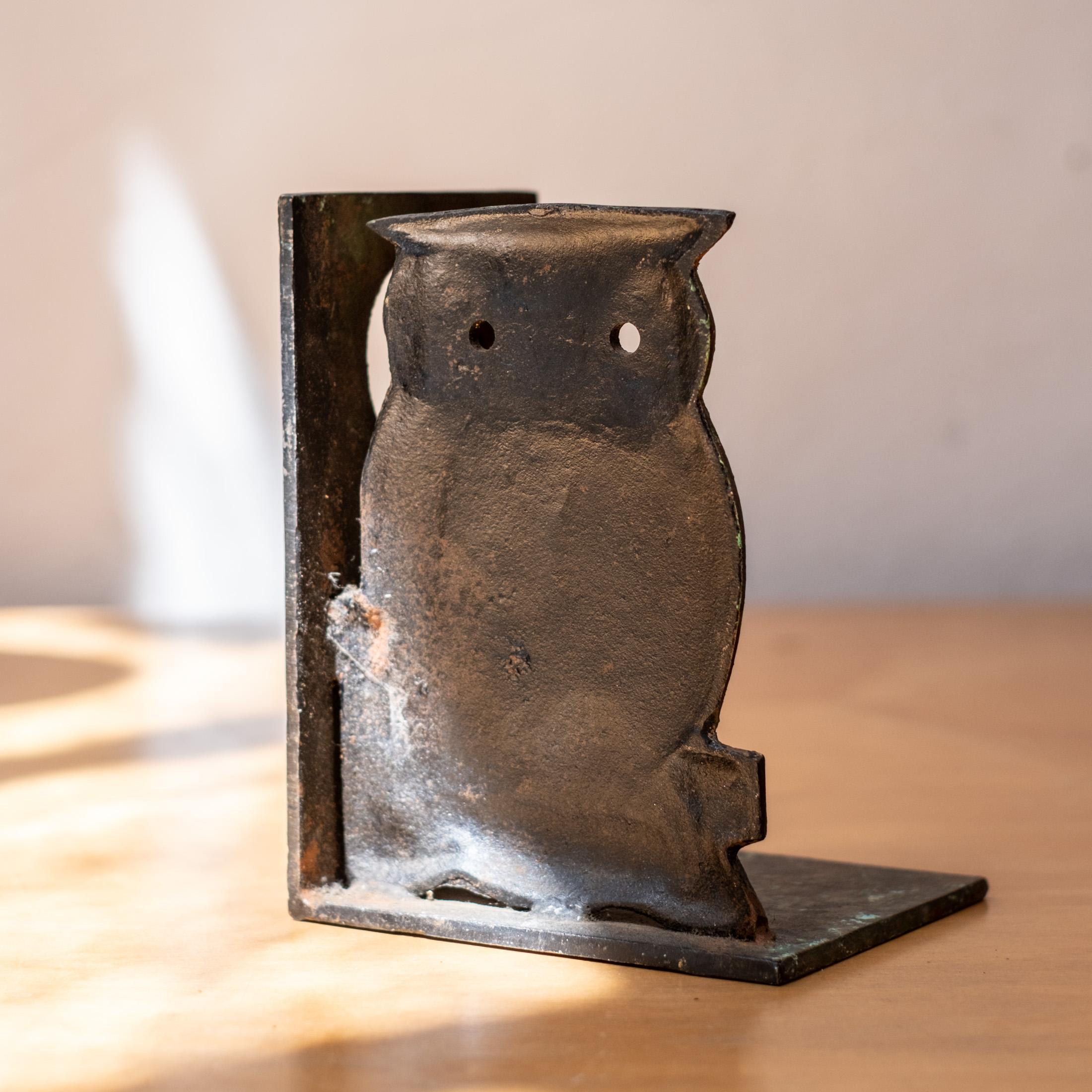 Mid-Century Japanese Iron Owl Bookends 2