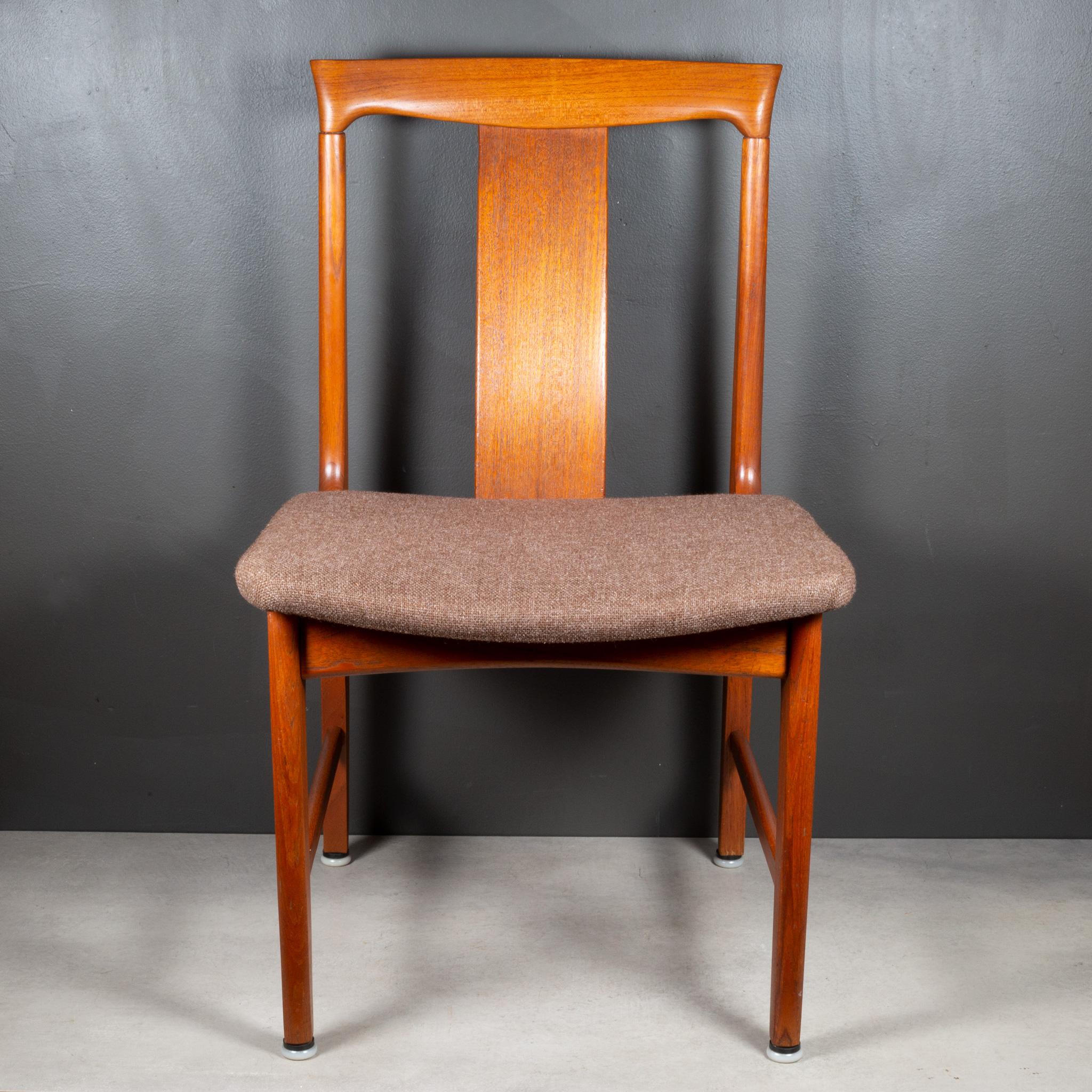 20th Century Midcentury Japanese Sculpted Teak Dining Chairs C.1960 For Sale